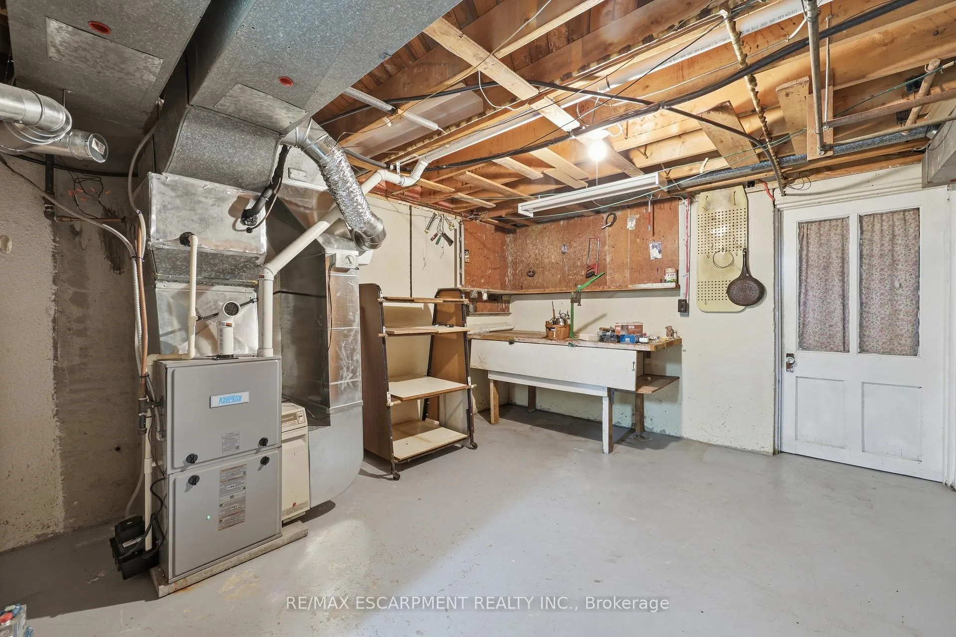 Photo 32 of 61 Bellingham Drive, Hamilton, Lawfield — HOMEH