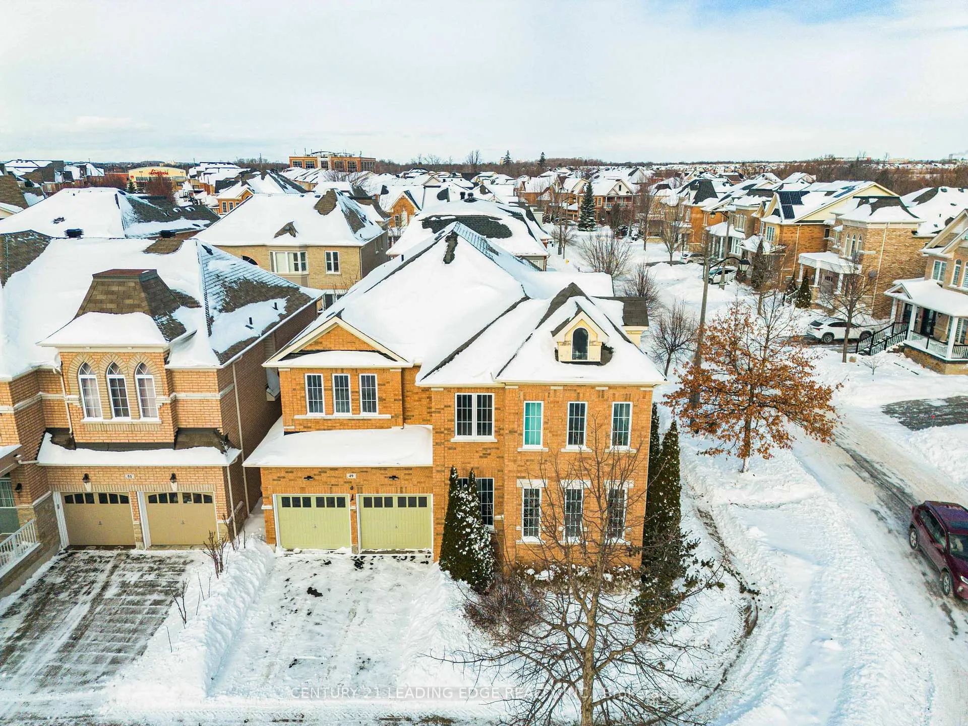 Photo 2 of 49 Stonechurch Crescent, Markham, Box Grove — HOMEH