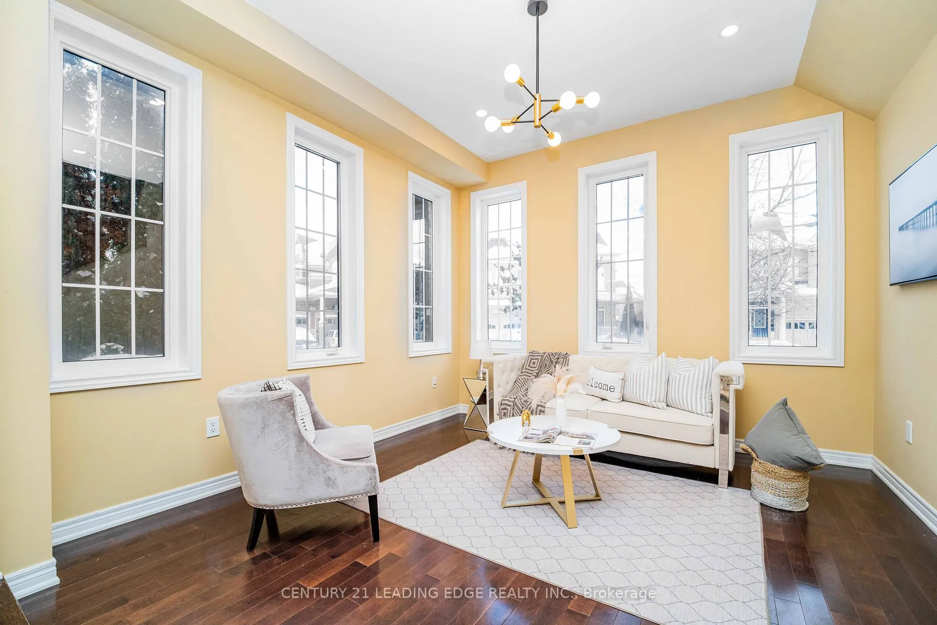 Photo 9 of 49 Stonechurch Crescent, Markham, Box Grove — HOMEH