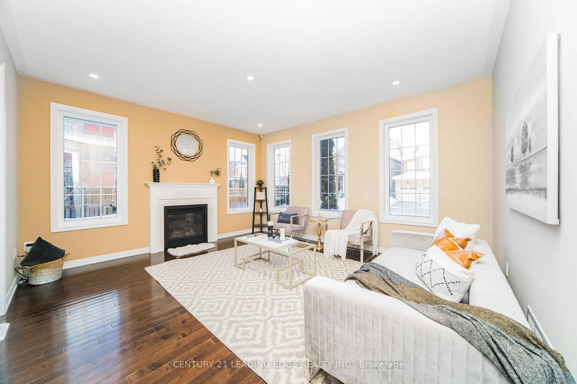 Photo 20 of 49 Stonechurch Crescent, Markham, Box Grove — HOMEH