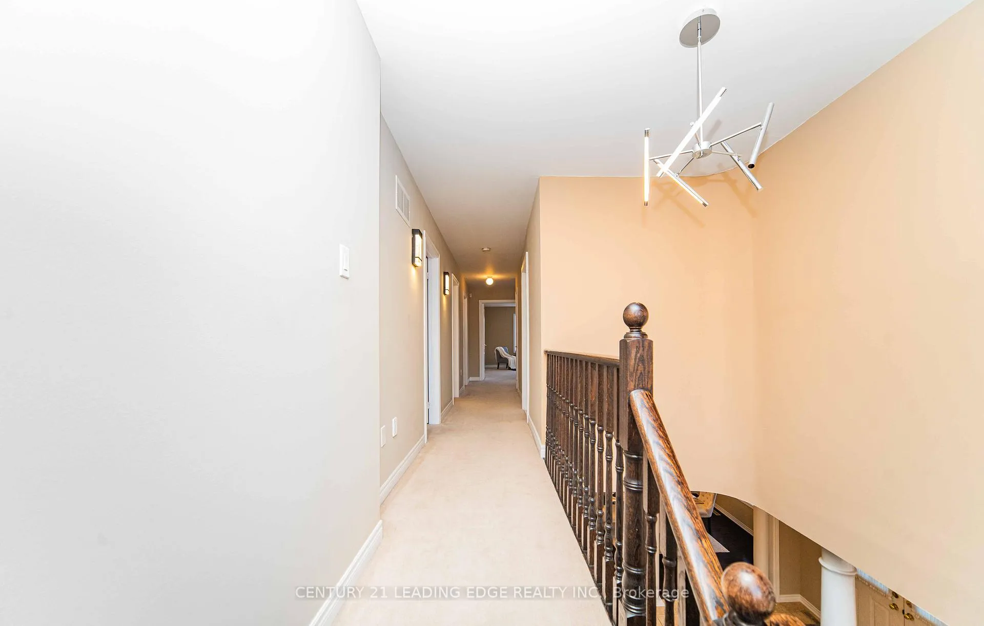 Photo 22 of 49 Stonechurch Crescent, Markham, Box Grove — HOMEH