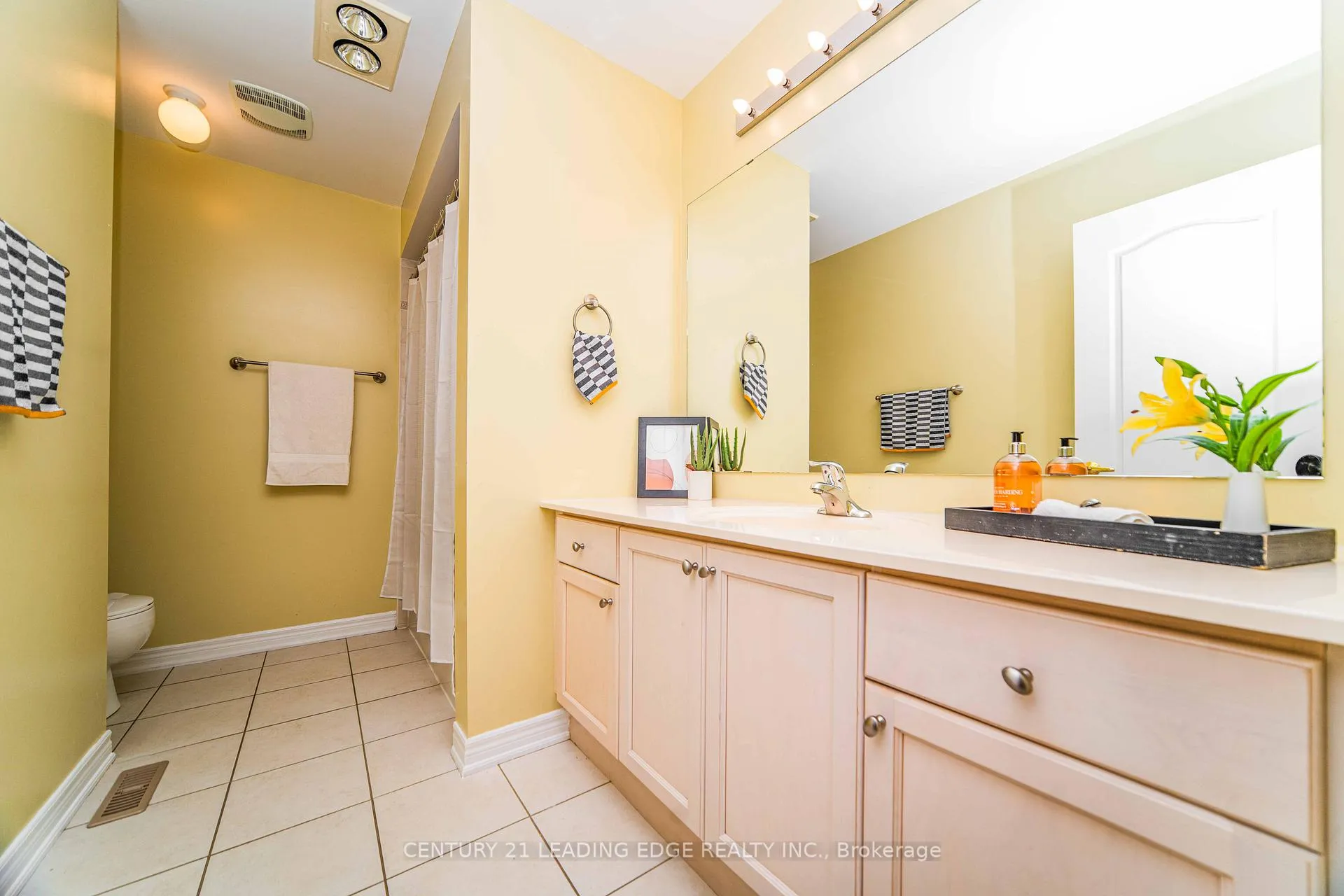 Photo 30 of 49 Stonechurch Crescent, Markham, Box Grove — HOMEH