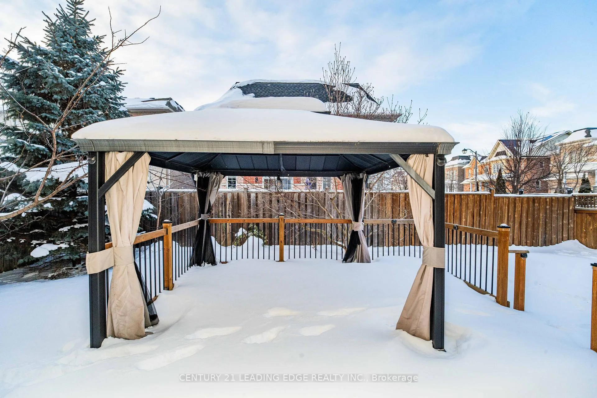 Photo 43 of 49 Stonechurch Crescent, Markham, Box Grove — HOMEH