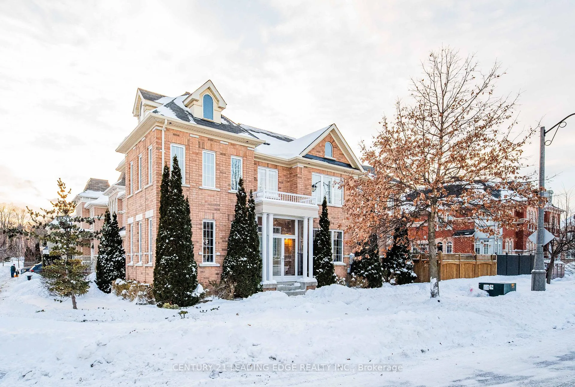 Photo 44 of 49 Stonechurch Crescent, Markham, Box Grove — HOMEH