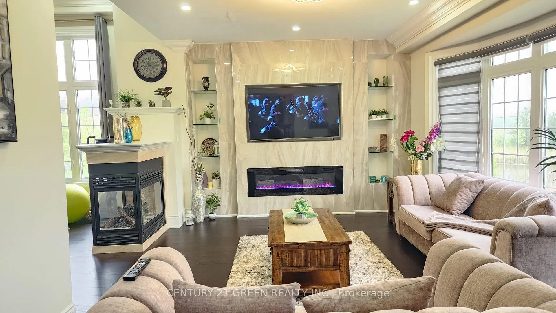 Photo 11 of Unit MAIN, 12 Royal West Drive, Brampton, Credit Valley — HOMEH