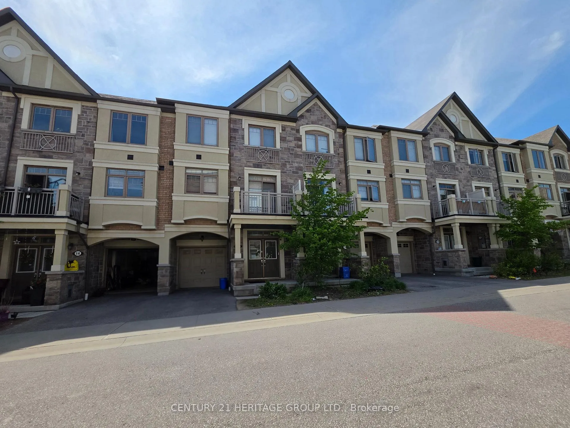 Photo 3 of 16 Coxhead Lane, Ajax, Central — HOMEH
