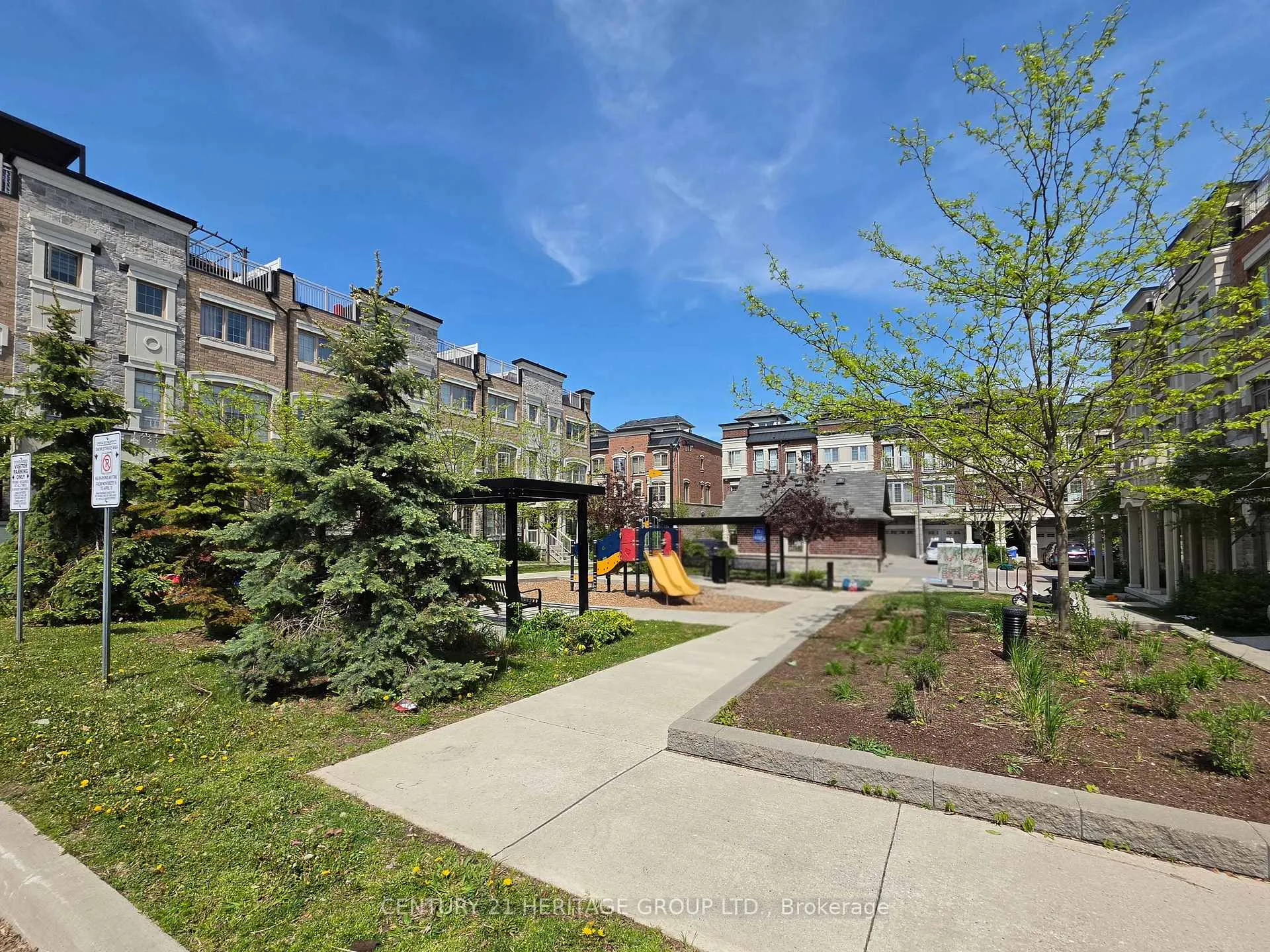 Photo 6 of 16 Coxhead Lane, Ajax, Central — HOMEH