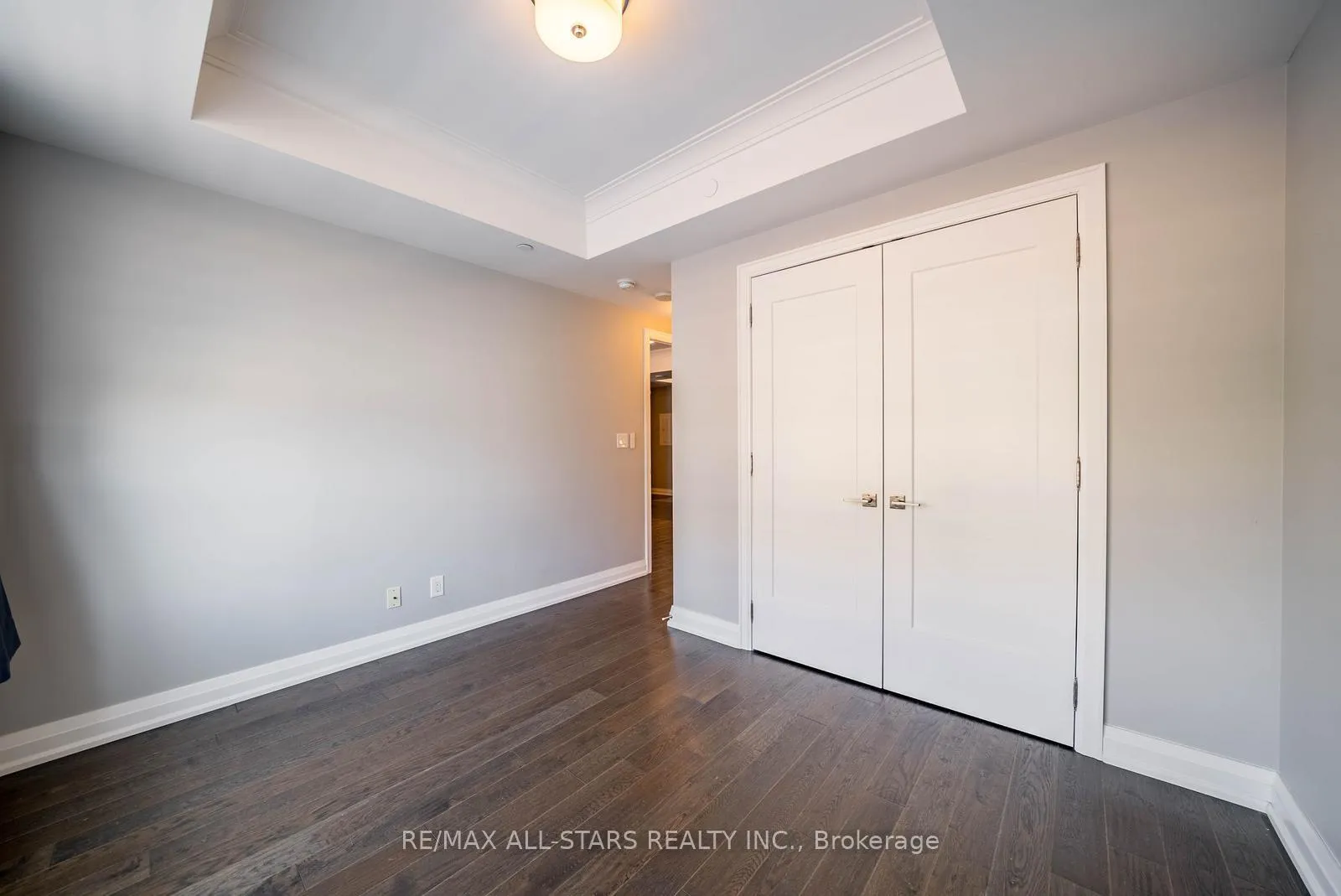 Photo 16 of Unit 305, 15 Stollery Pond Crescent, Markham, Devil's Elbow — HOMEH