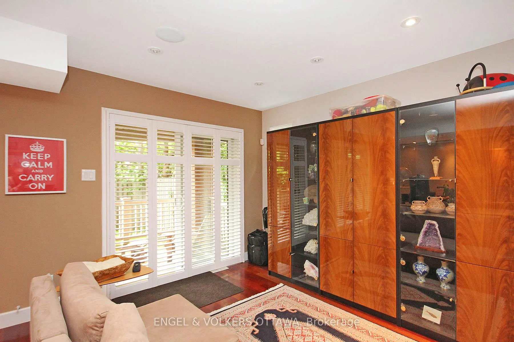 Photo 8 of Unit B, 281 Kirchoffer, Ottawa, Westboro West — HOMEH