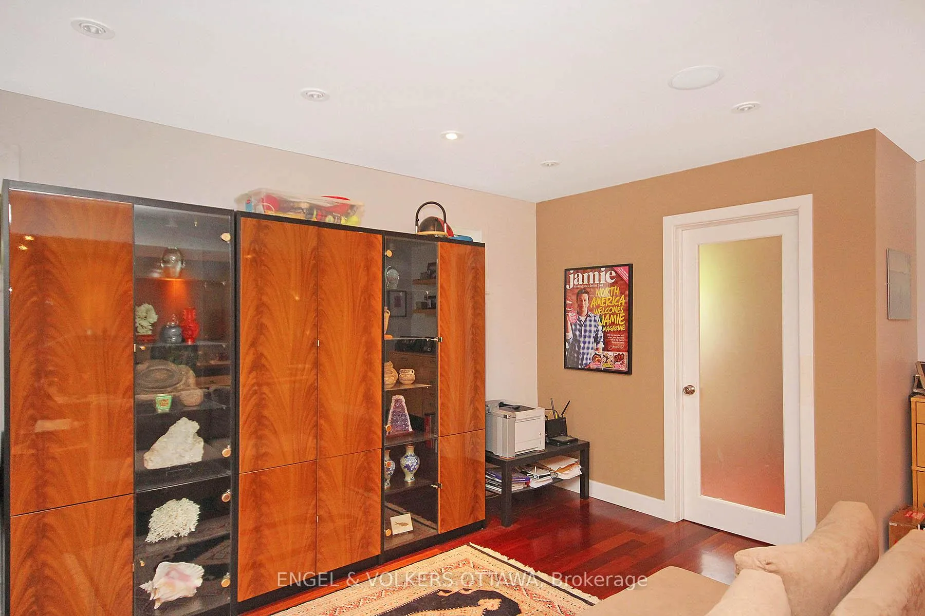 Photo 9 of Unit B, 281 Kirchoffer, Ottawa, Westboro West — HOMEH