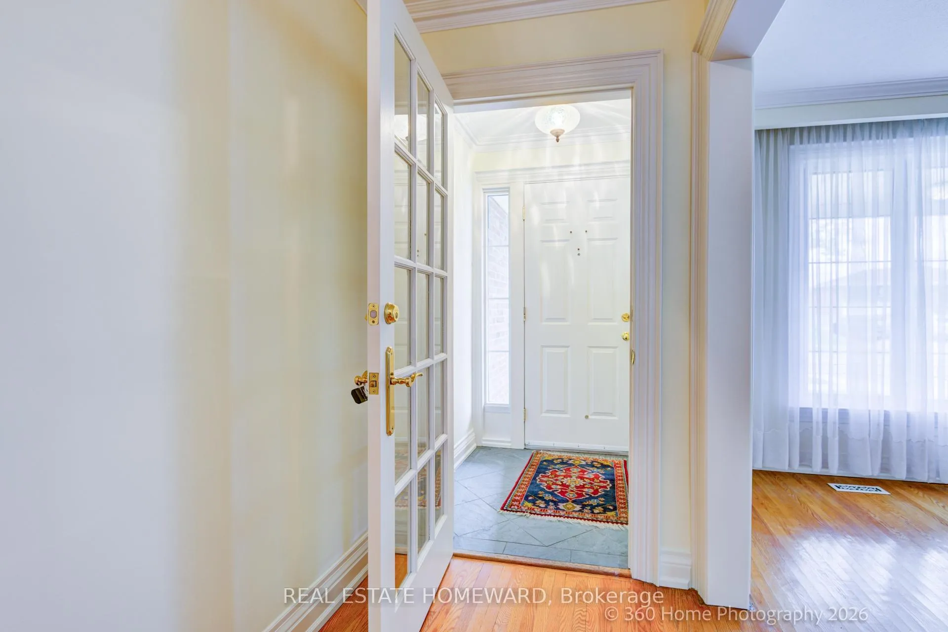 Photo 6 of 42 Annabelle Drive, Etobicoke, Mount Olive-Silverstone-Jamestown — HOMEH