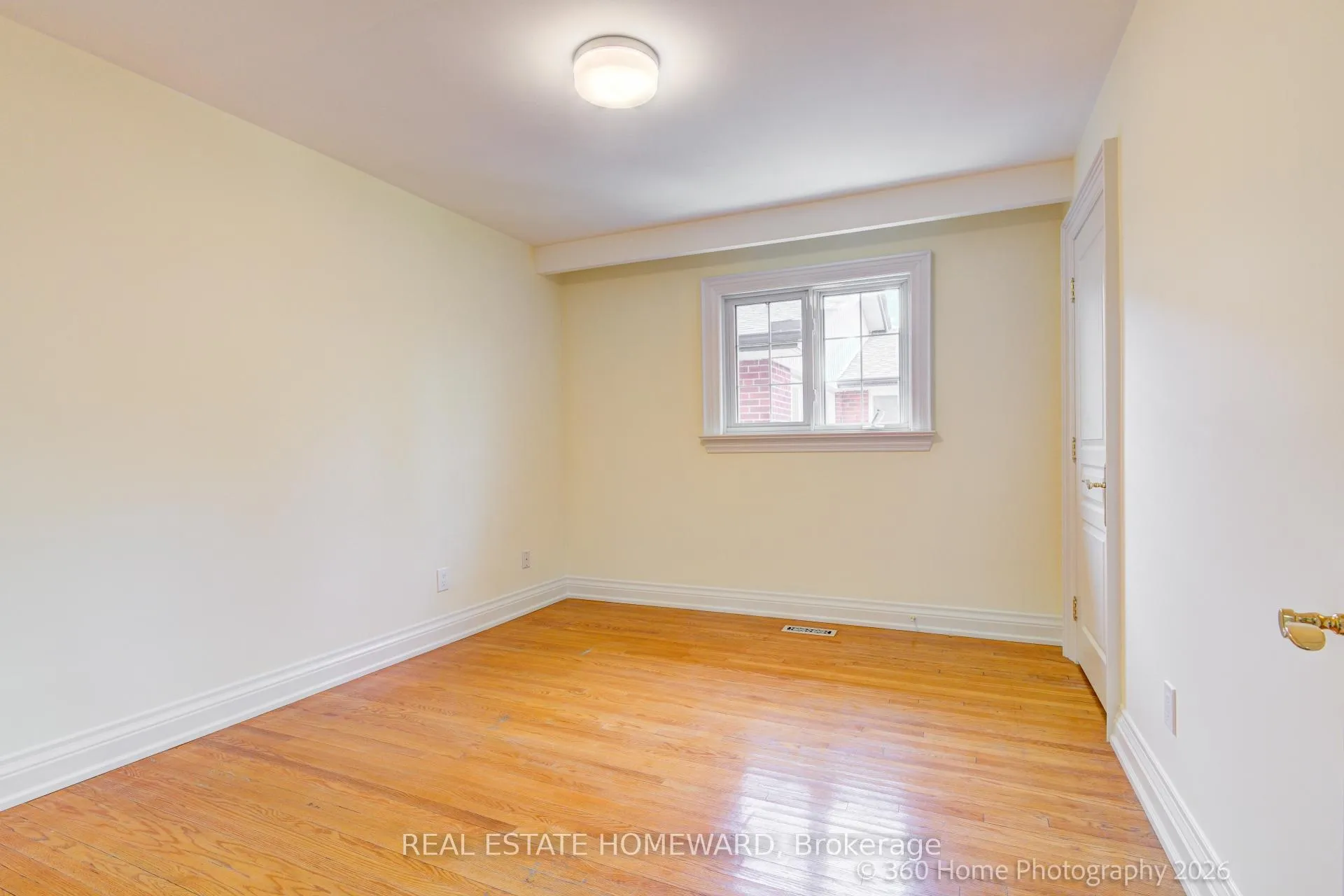 Photo 14 of 42 Annabelle Drive, Etobicoke, Mount Olive-Silverstone-Jamestown — HOMEH