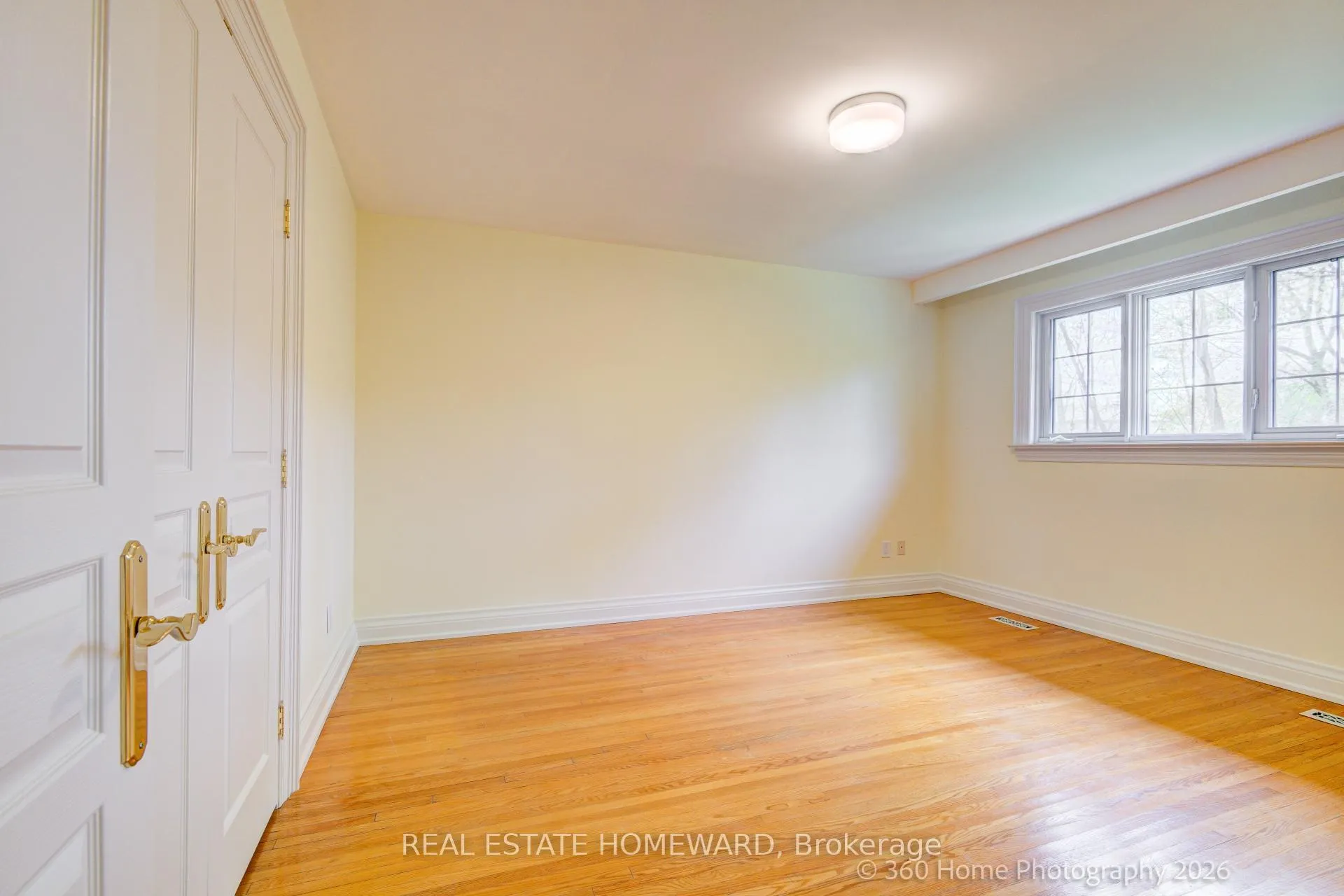 Photo 17 of 42 Annabelle Drive, Etobicoke, Mount Olive-Silverstone-Jamestown — HOMEH