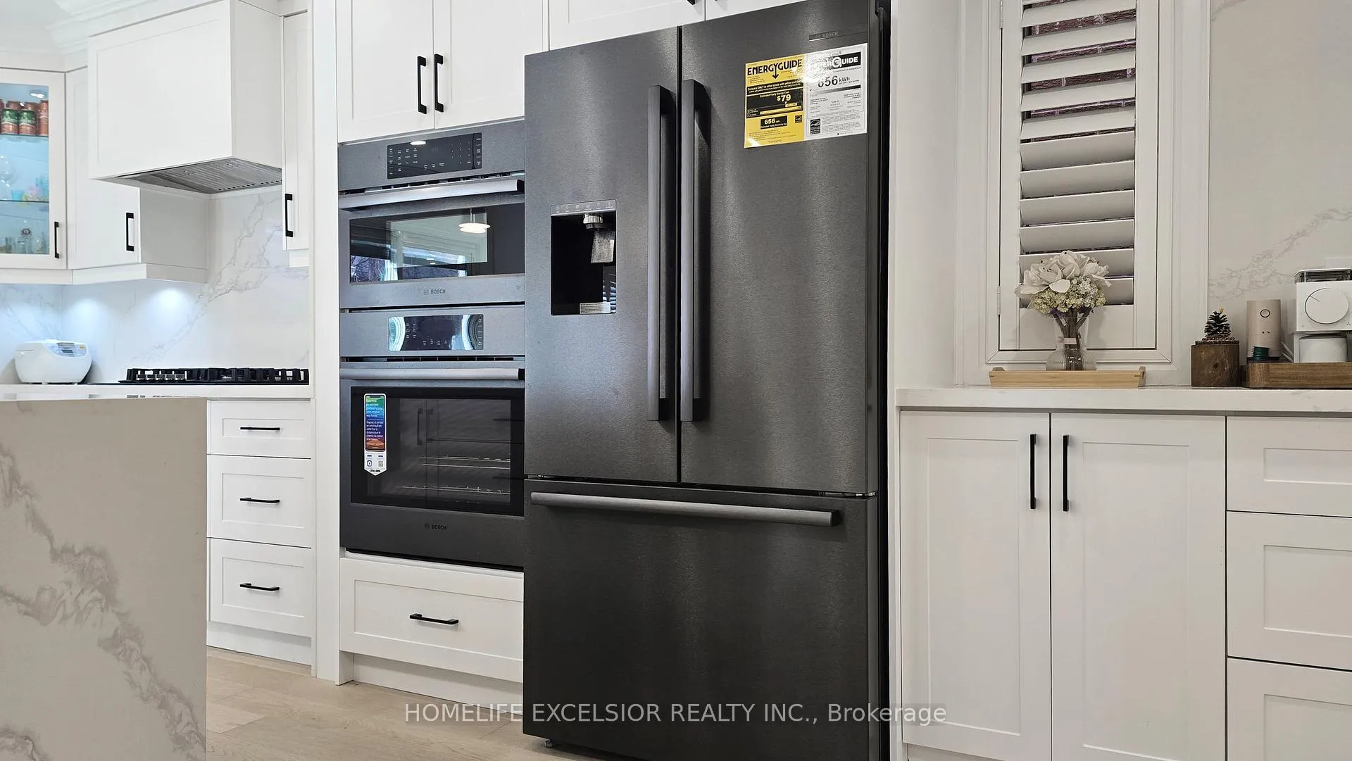 Photo 13 of 84 Jessica Gardens, Vaughan, Crestwood-Springfarm-Yorkhill — HOMEH