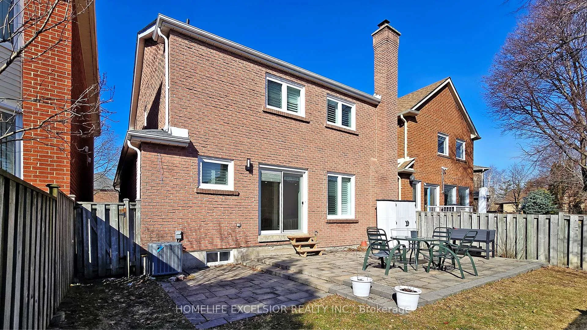 Photo 36 of 84 Jessica Gardens, Vaughan, Crestwood-Springfarm-Yorkhill — HOMEH