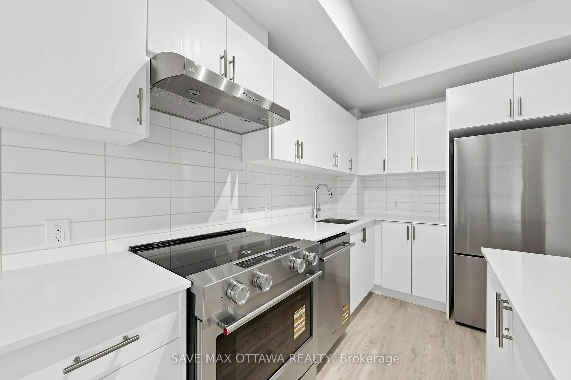Photo 20 of Unit 2402, 27 Korda Gate, Vaughan, Vellore Village — HOMEH