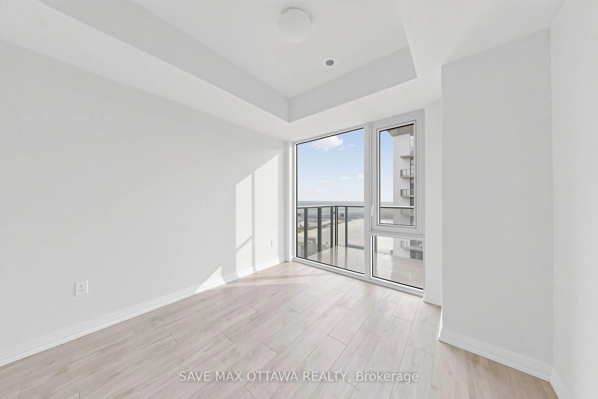Photo 23 of Unit 2402, 27 Korda Gate, Vaughan, Vellore Village — HOMEH