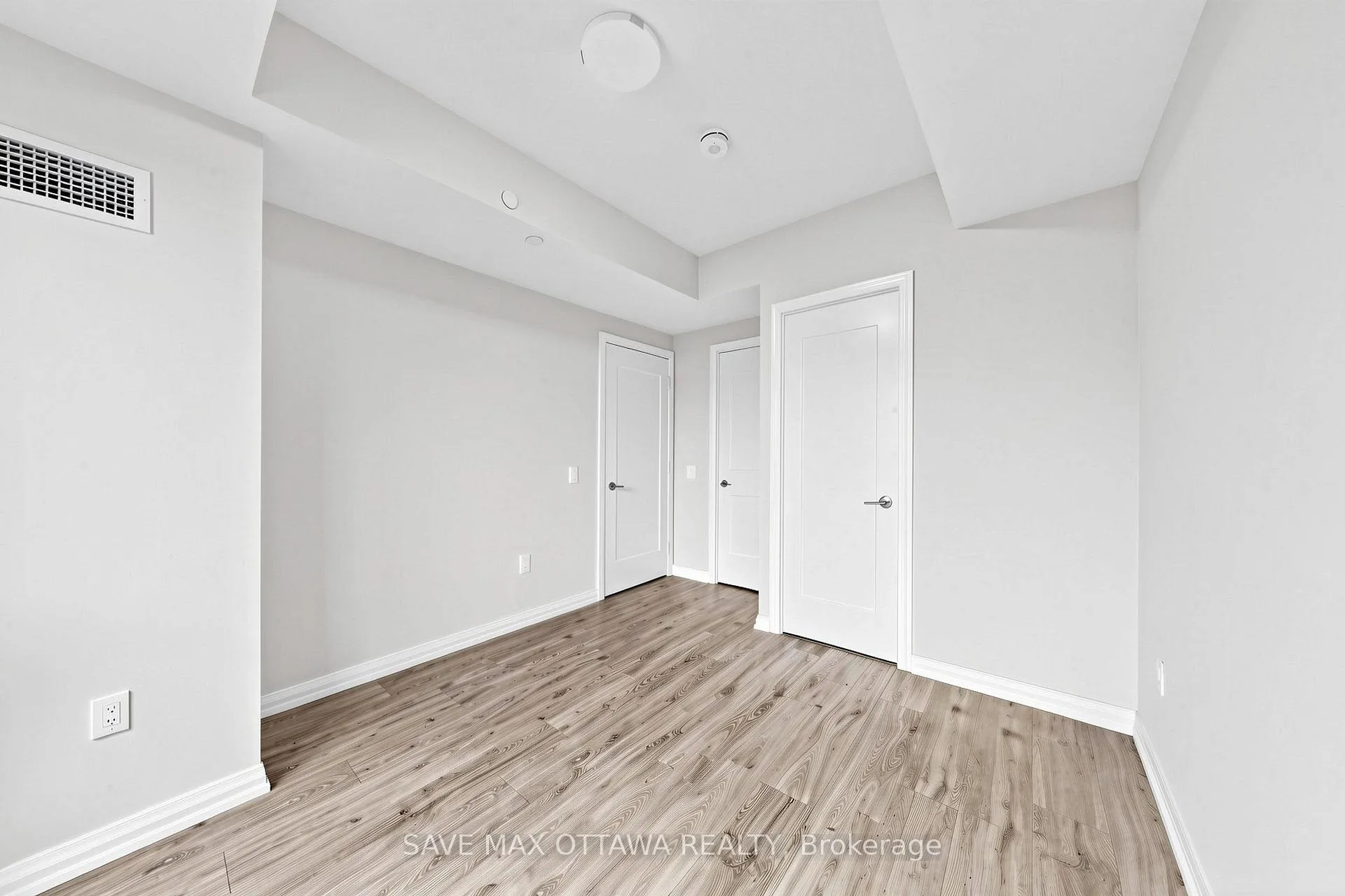 Photo 24 of Unit 2402, 27 Korda Gate, Vaughan, Vellore Village — HOMEH
