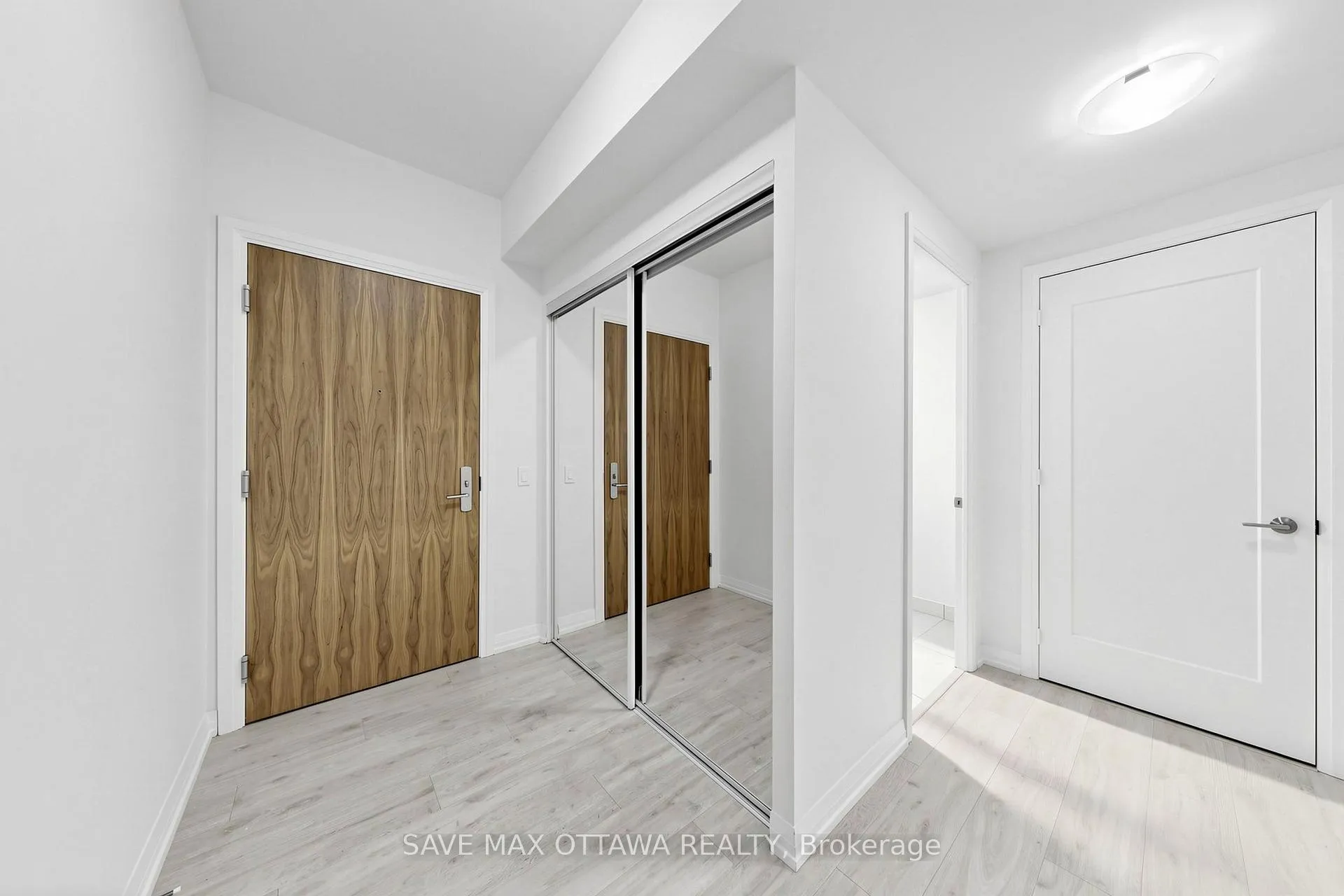 Photo 33 of Unit 2402, 27 Korda Gate, Vaughan, Vellore Village — HOMEH