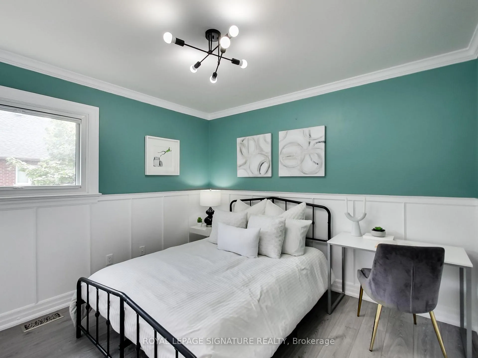 Photo 28 of 55 Cameron Avenue, Toronto, Keelesdale-Eglinton West — HOMEH