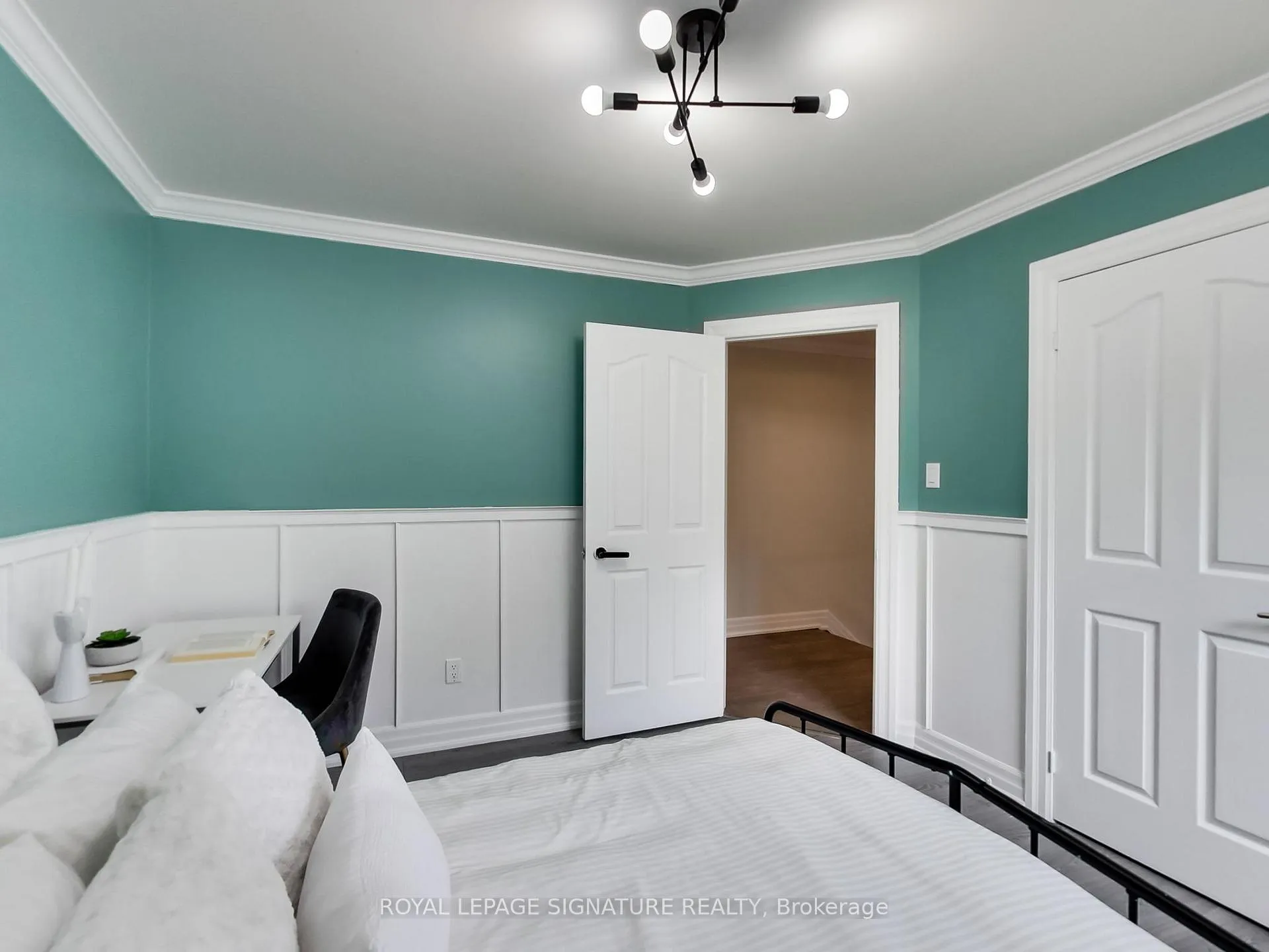 Photo 29 of 55 Cameron Avenue, Toronto, Keelesdale-Eglinton West — HOMEH