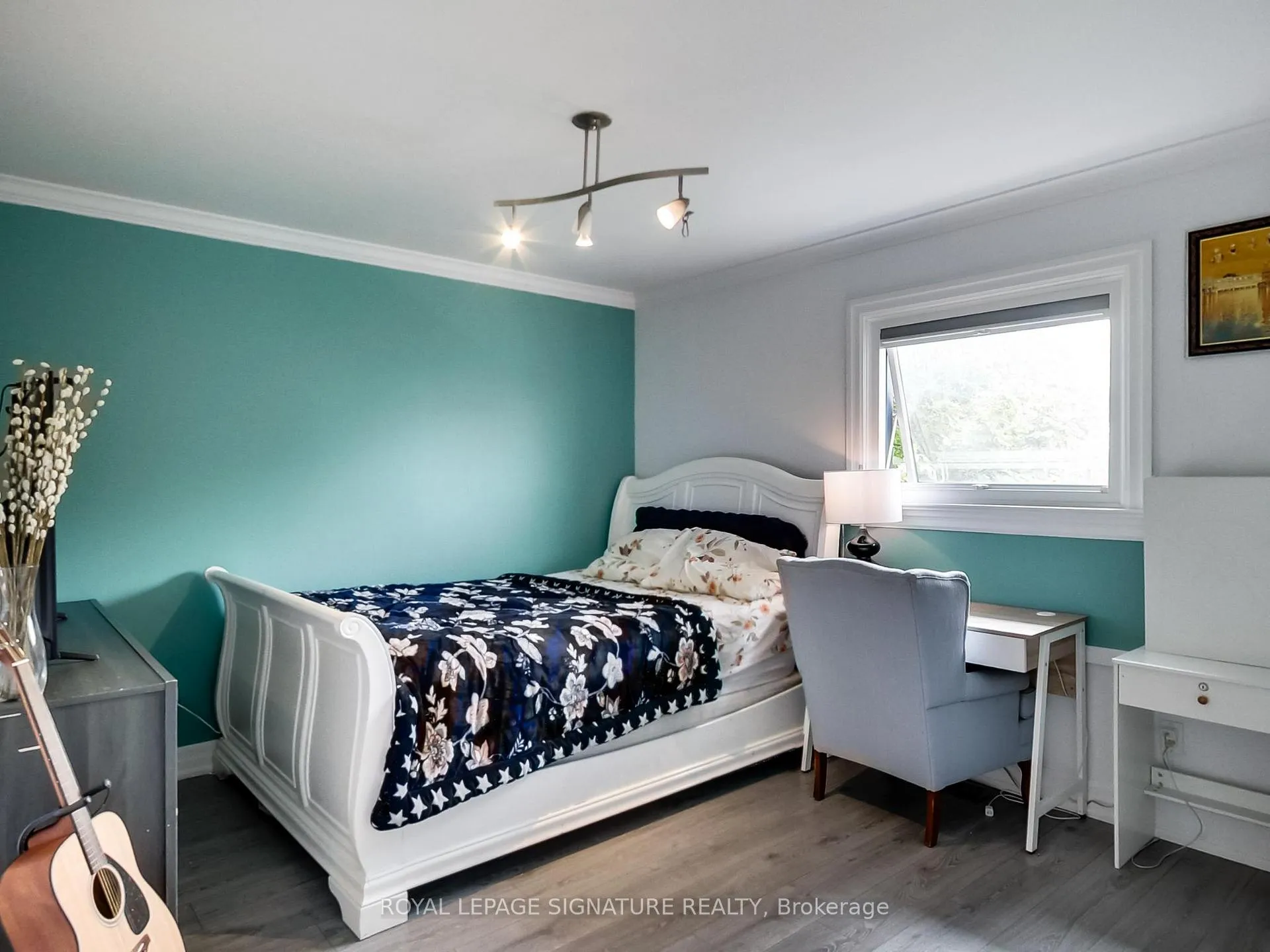 Photo 30 of 55 Cameron Avenue, Toronto, Keelesdale-Eglinton West — HOMEH