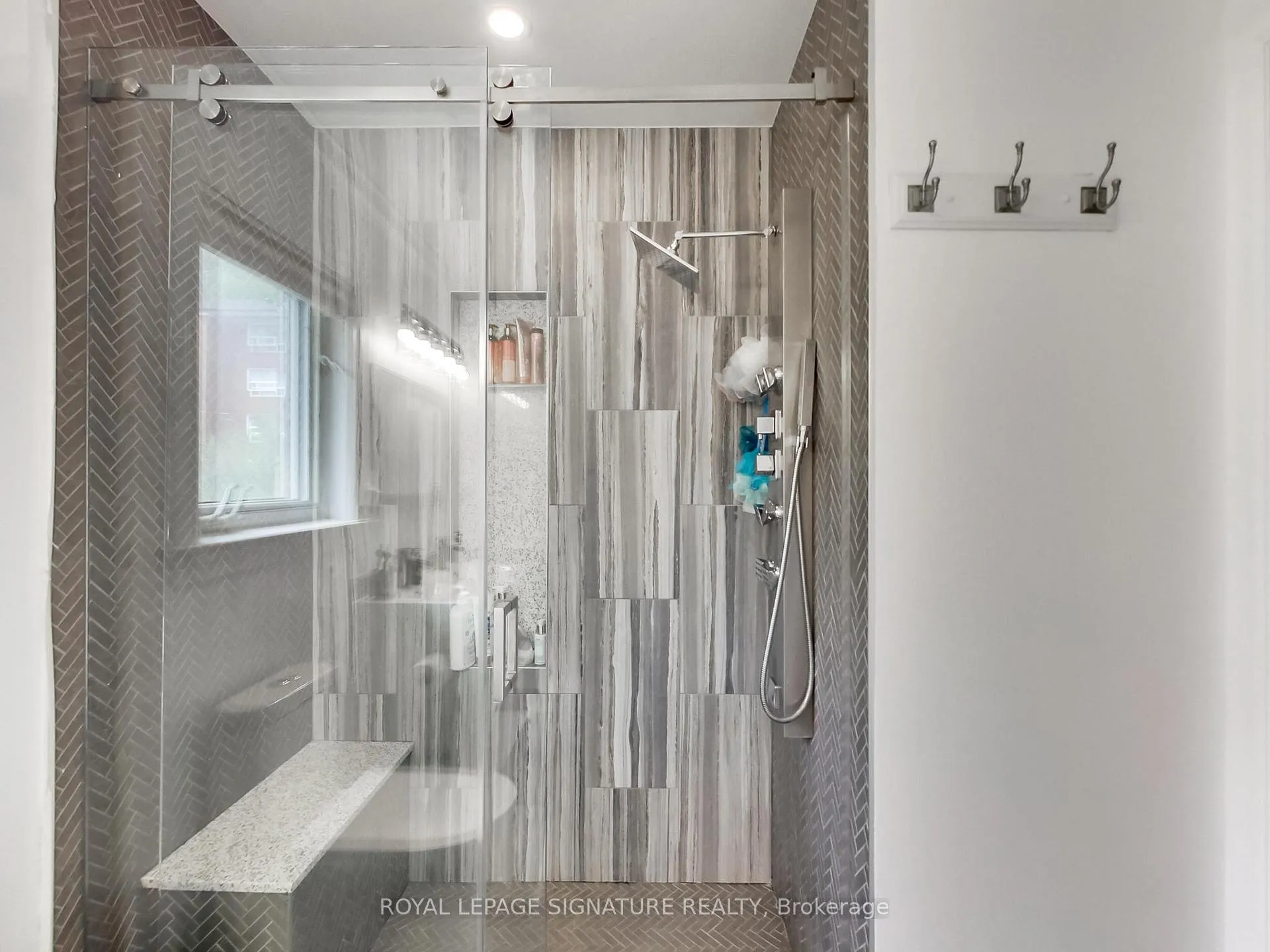 Photo 33 of 55 Cameron Avenue, Toronto, Keelesdale-Eglinton West — HOMEH