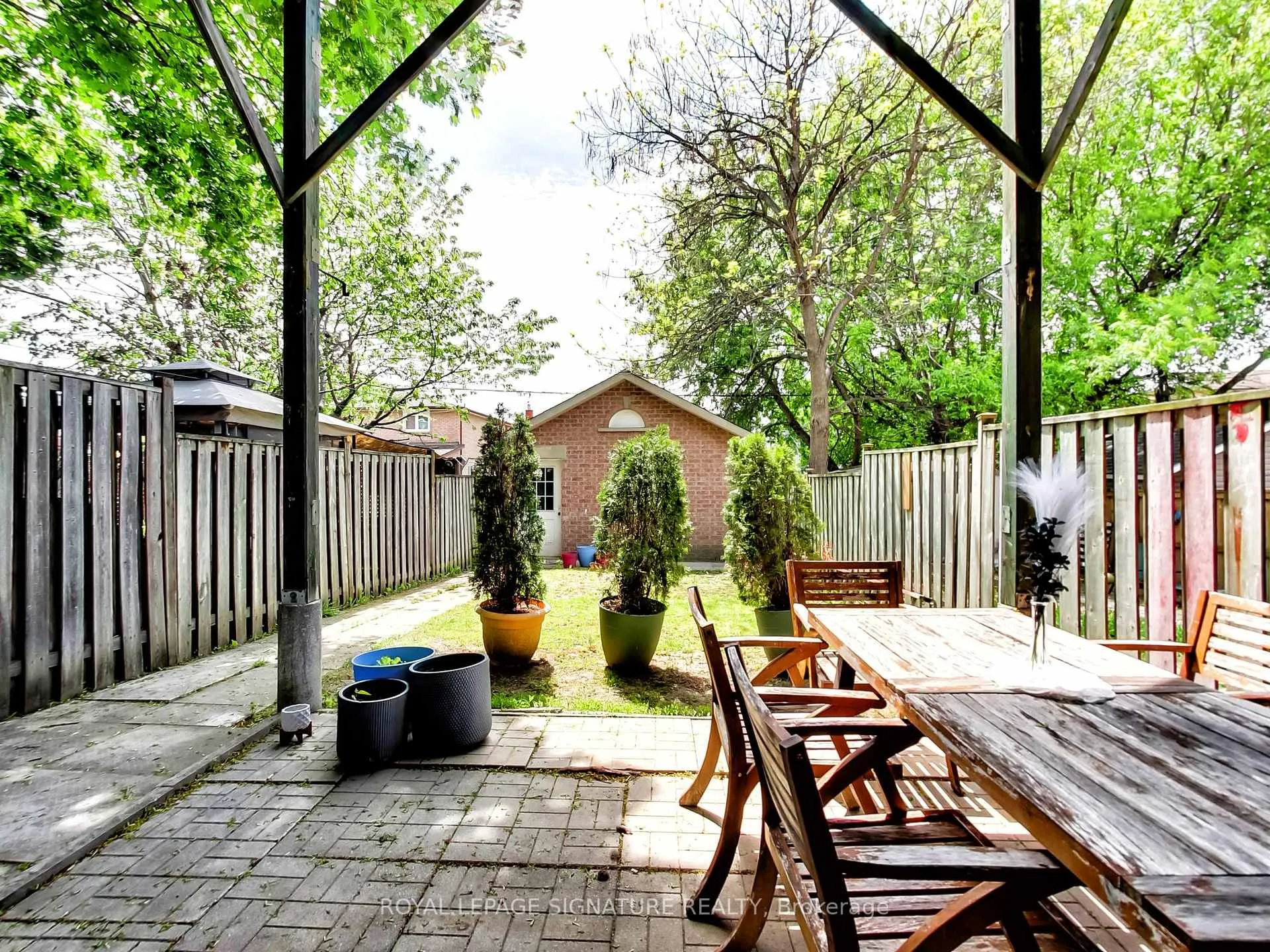 Photo 43 of 55 Cameron Avenue, Toronto, Keelesdale-Eglinton West — HOMEH
