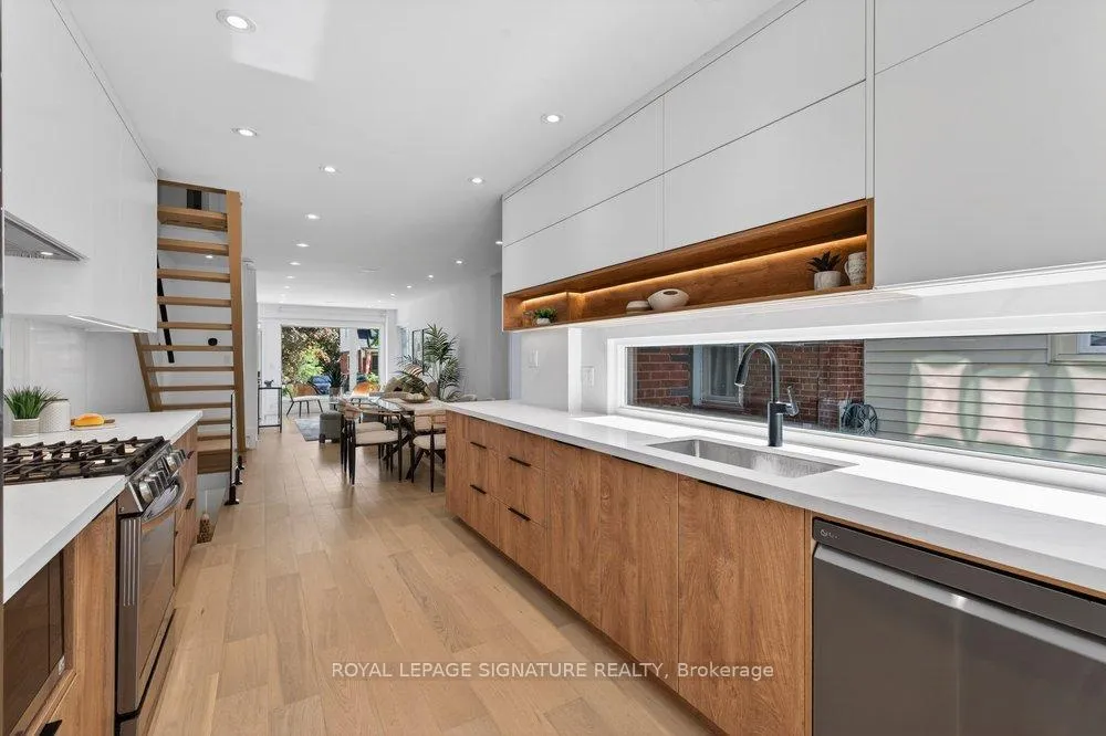 Photo 19 of 228 Queensdale Avenue, Toronto, Danforth Village-East York — HOMEH
