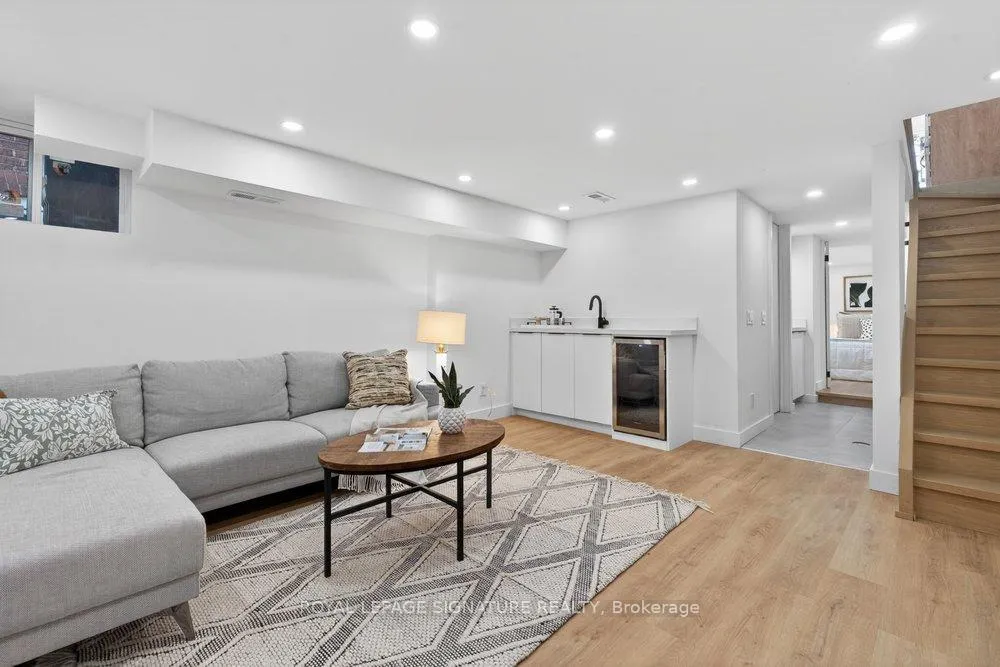 Photo 37 of 228 Queensdale Avenue, Toronto, Danforth Village-East York — HOMEH