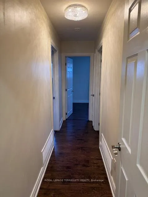 Photo 12 of 46 Orpington Crescent, Etobicoke, Mount Olive-Silverstone-Jamestown — HOMEH