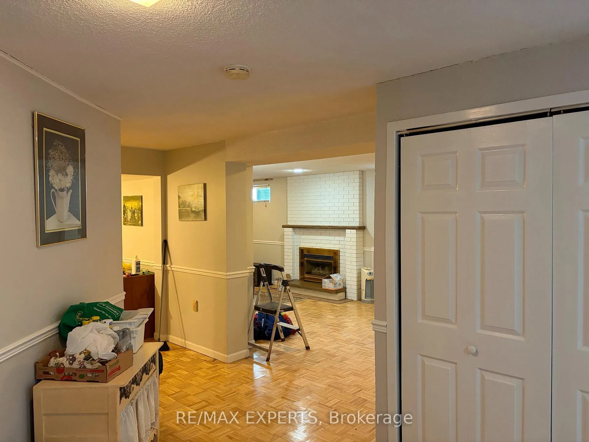 Photo 4 of Unit Bsmt, 9 Queen Post Drive, Vaughan, East Woodbridge — HOMEH