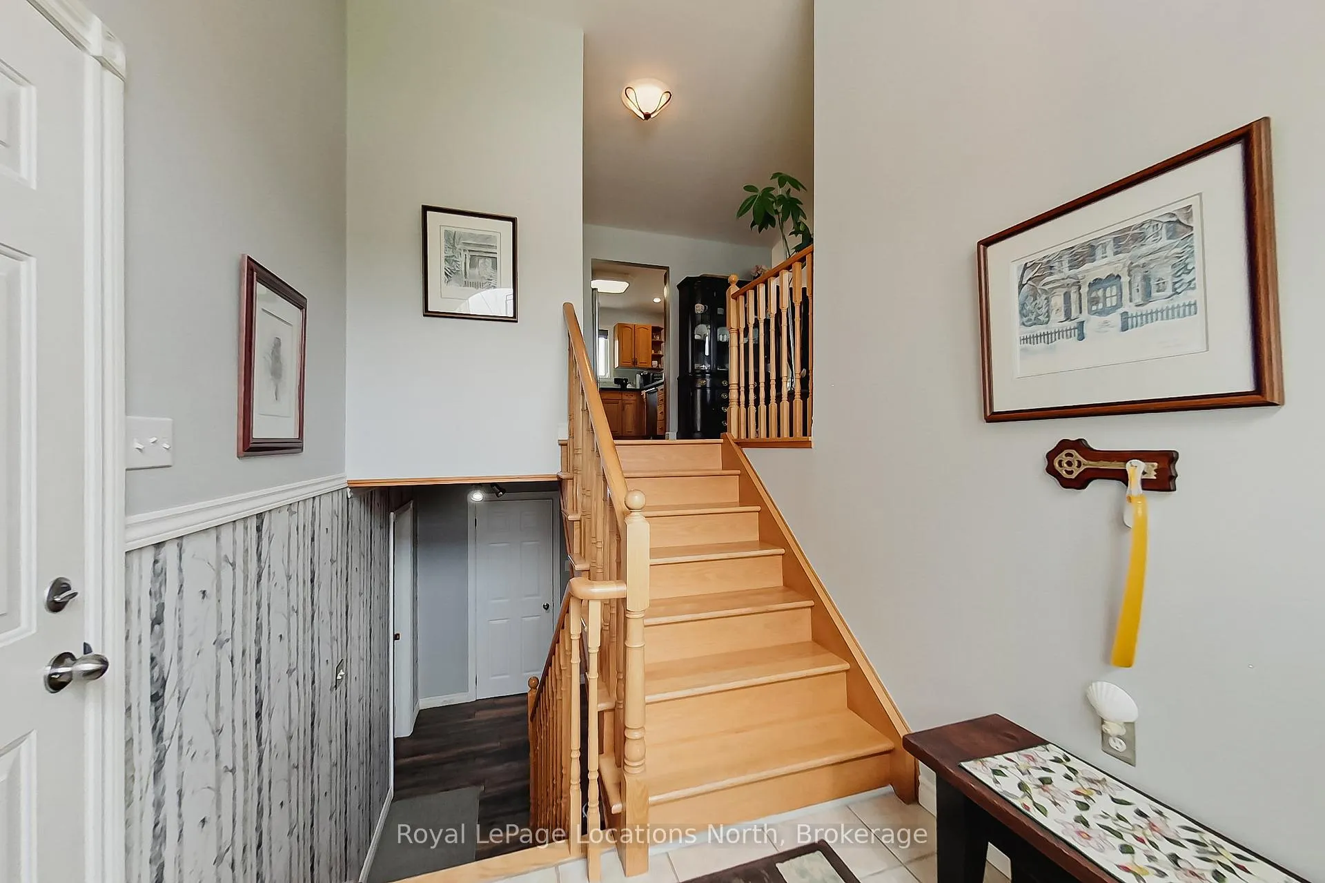 Photo 24 of 285 Christopher Street, Clearview, Stayner — HOMEH