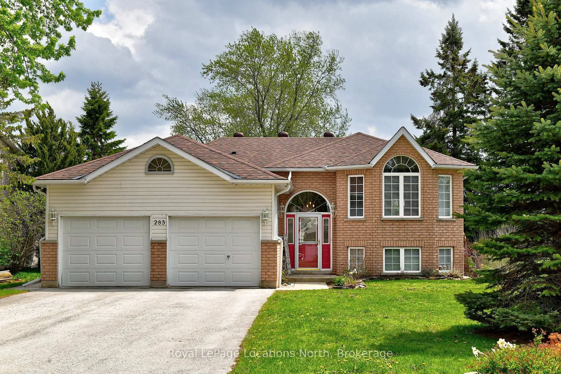 Photo 32 of 285 Christopher Street, Clearview, Stayner — HOMEH