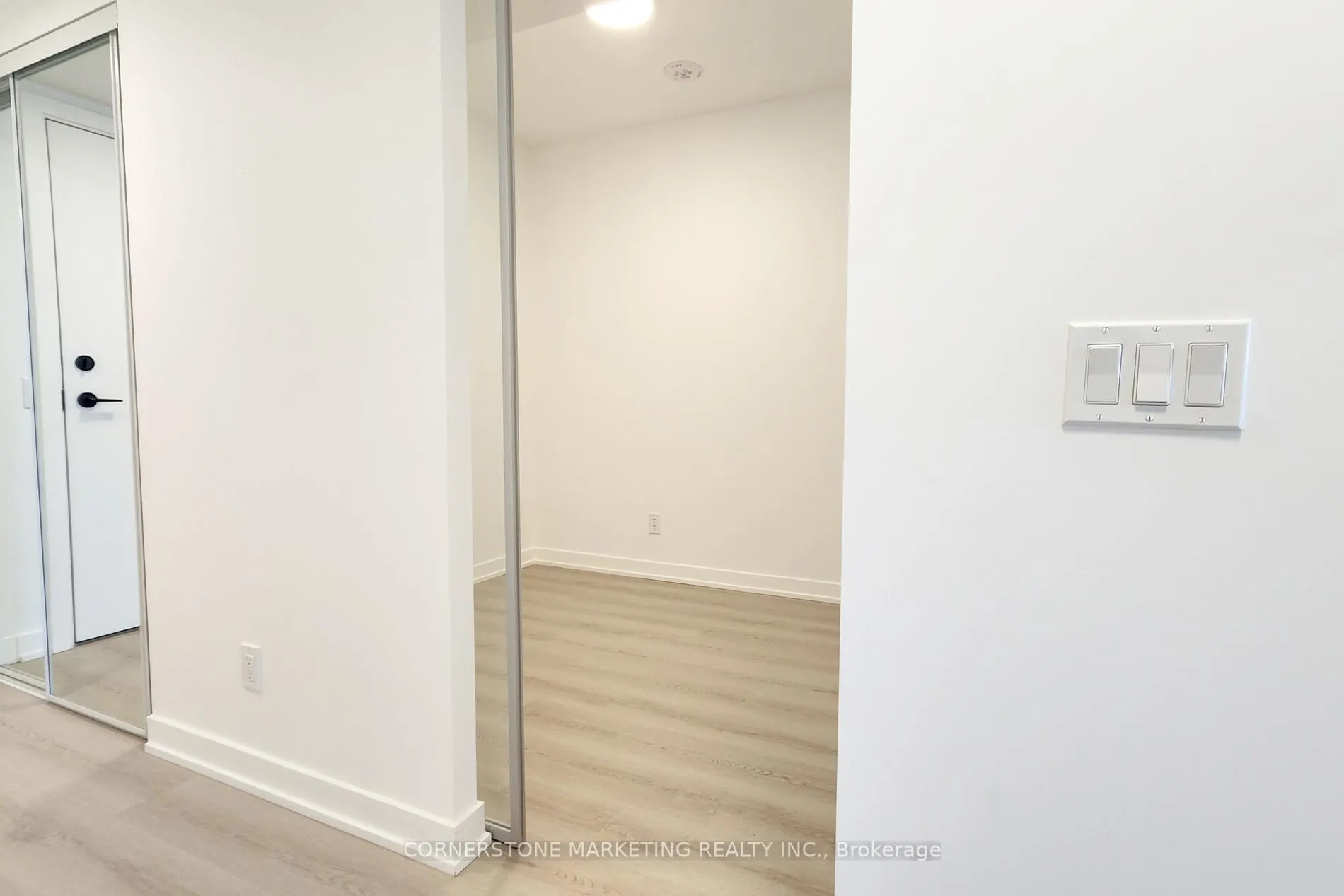 Photo 12 of Unit 2505, 100 Queen Street E, Toronto, Church-Yonge Corridor — HOMEH