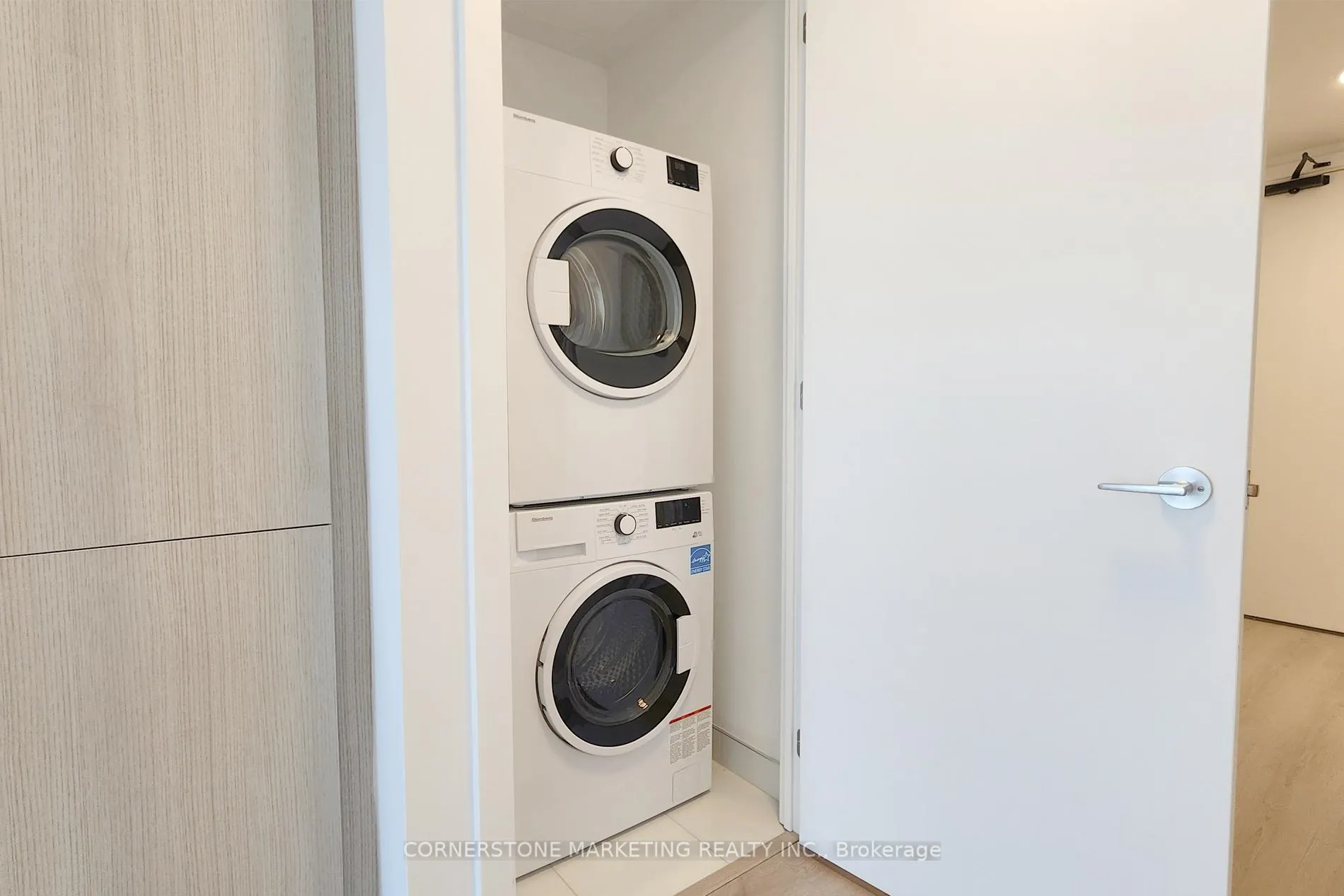 Photo 15 of Unit 2505, 100 Queen Street E, Toronto, Church-Yonge Corridor — HOMEH