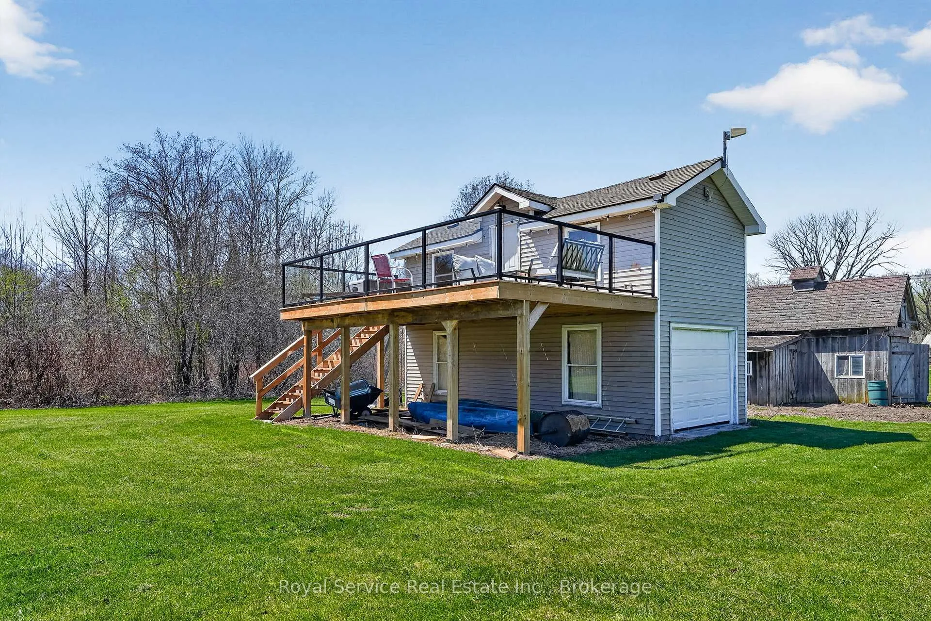 Photo 22 of 2021 County 3 Road, Prince Edward County, Ameliasburg Ward — HOMEH