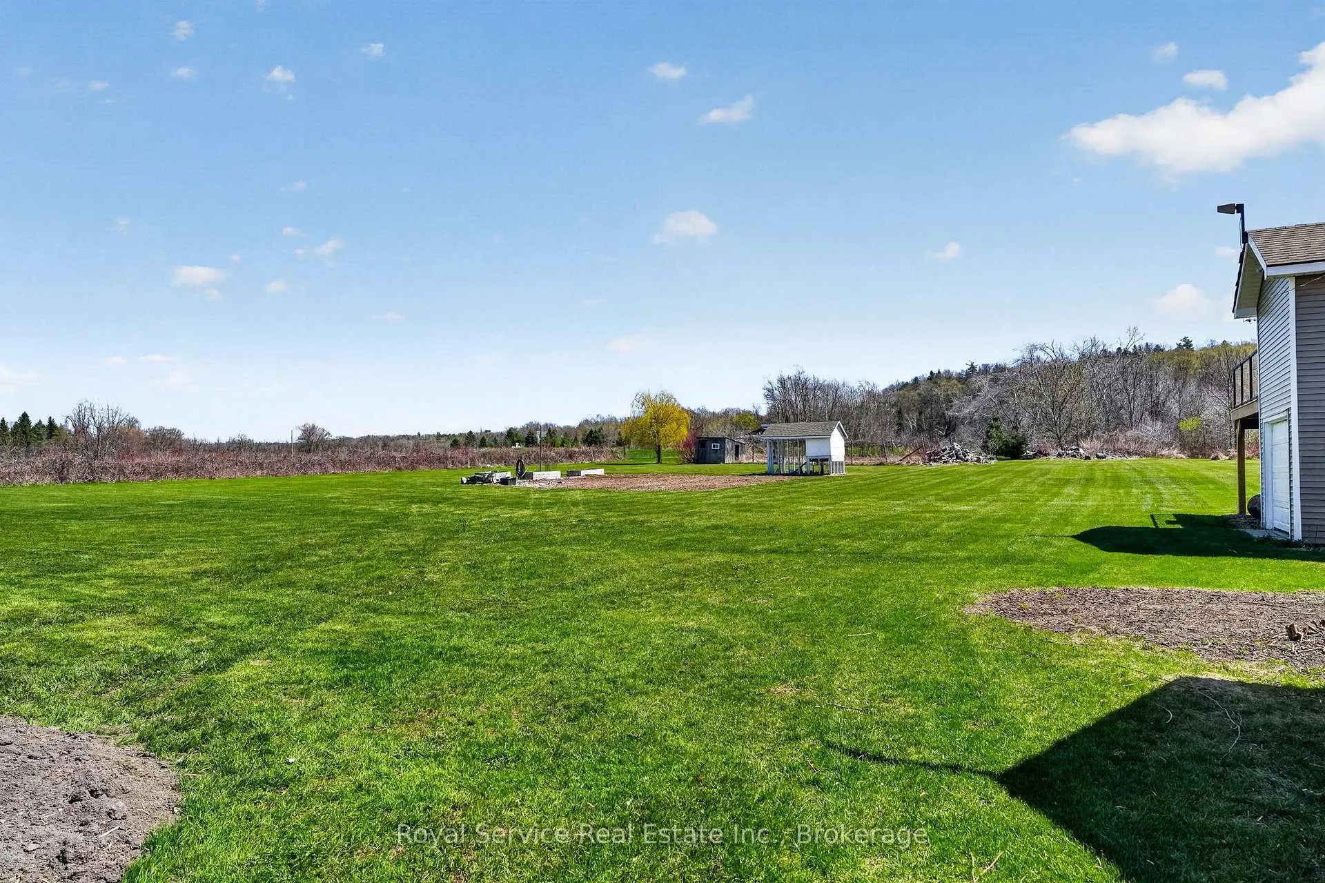 Photo 23 of 2021 County 3 Road, Prince Edward County, Ameliasburg Ward — HOMEH
