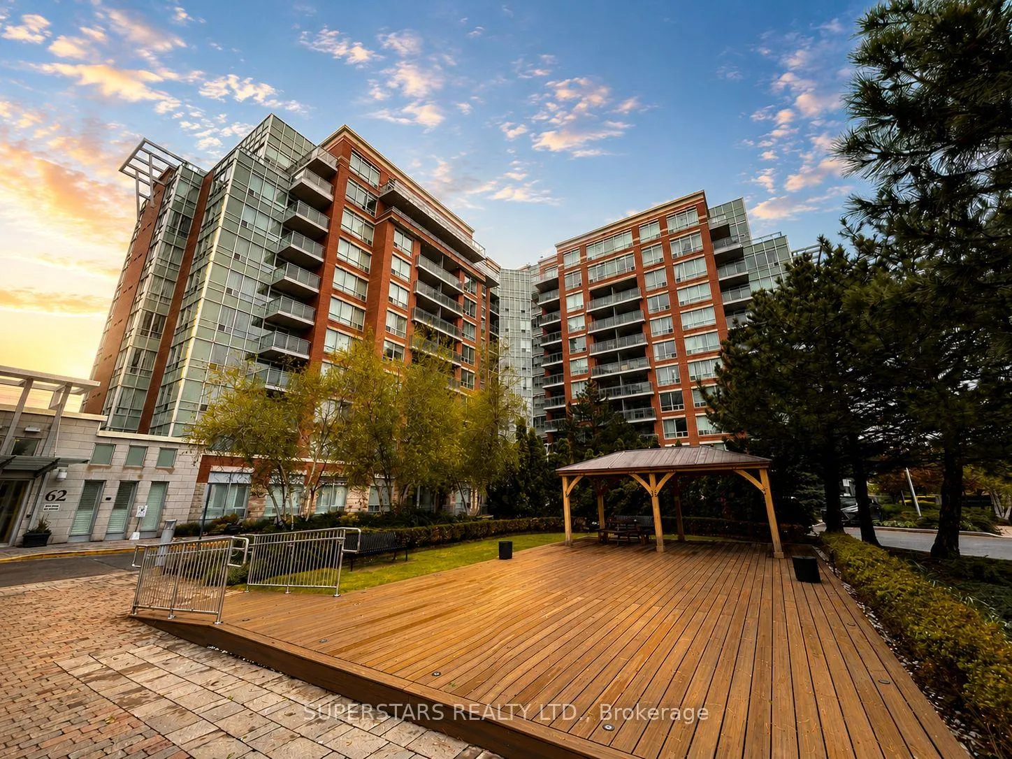 Photo 3 of Unit 509, 62 Suncrest Boulevard, Markham, Commerce Valley — HOMEH