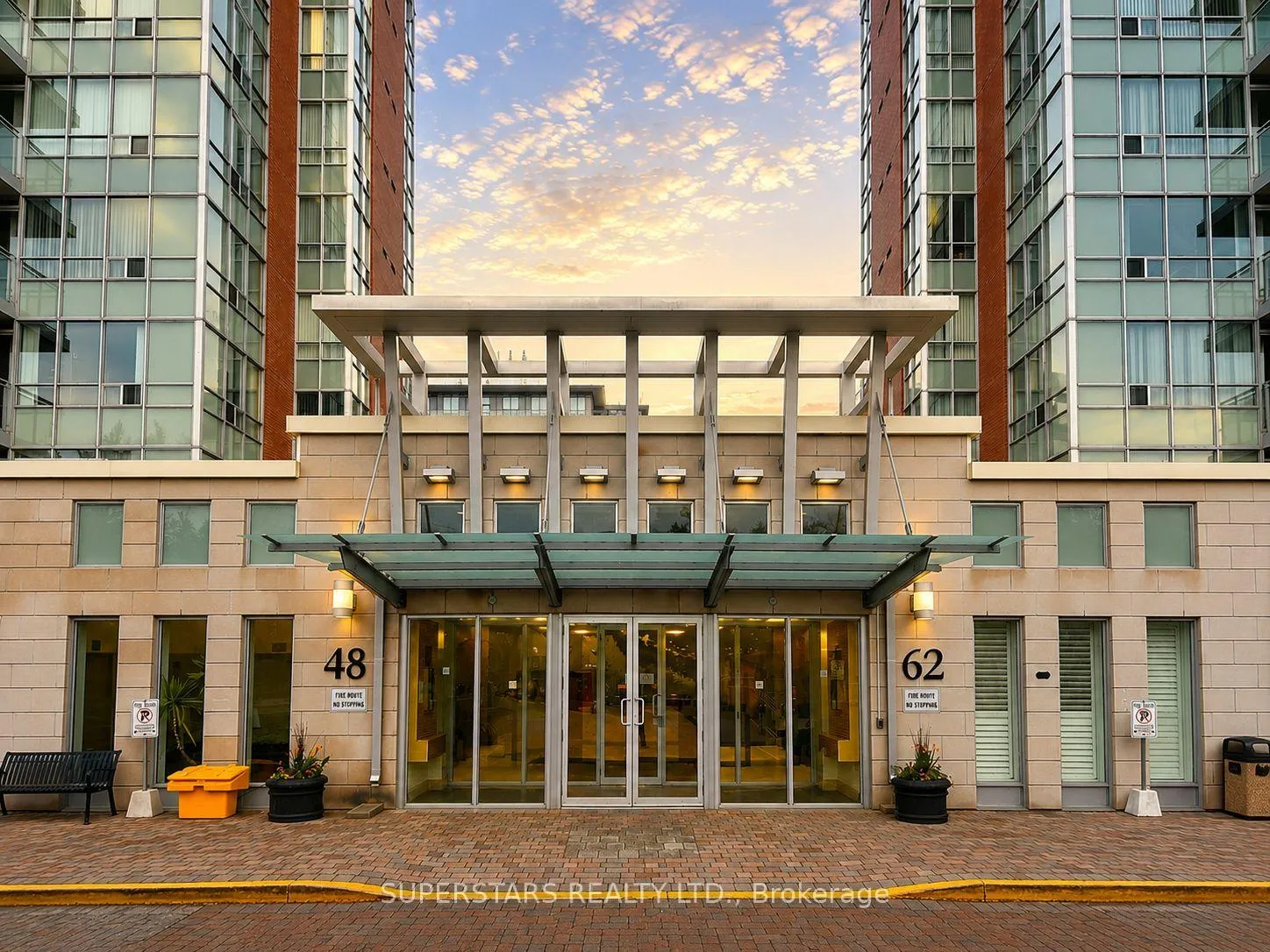 Photo 4 of Unit 509, 62 Suncrest Boulevard, Markham, Commerce Valley — HOMEH