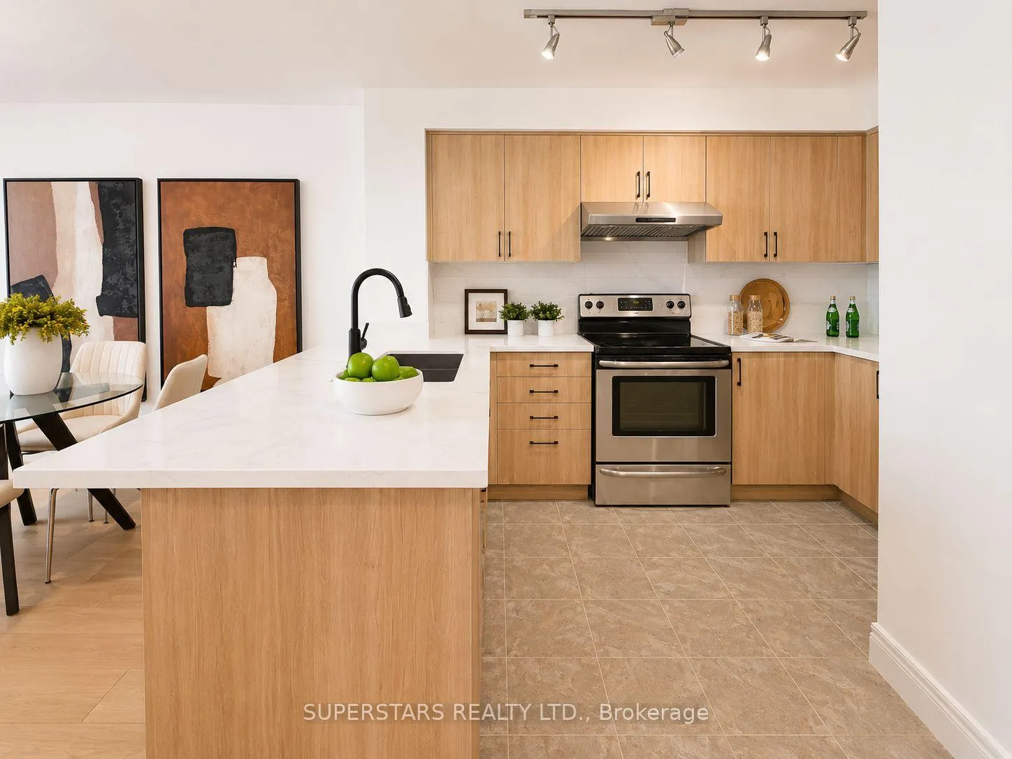 Photo 8 of Unit 509, 62 Suncrest Boulevard, Markham, Commerce Valley — HOMEH