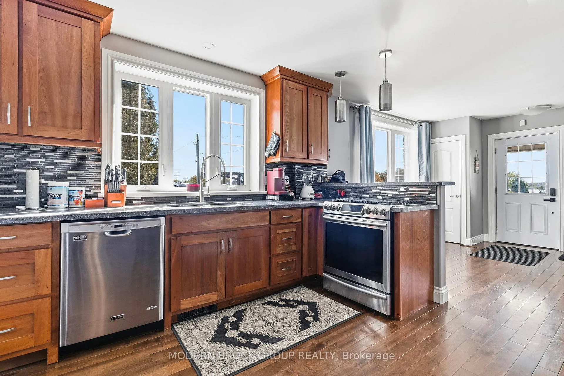 Photo 11 of 726 County Road 2, Edwardsburgh/Cardinal, Town of Cardinal — HOMEH