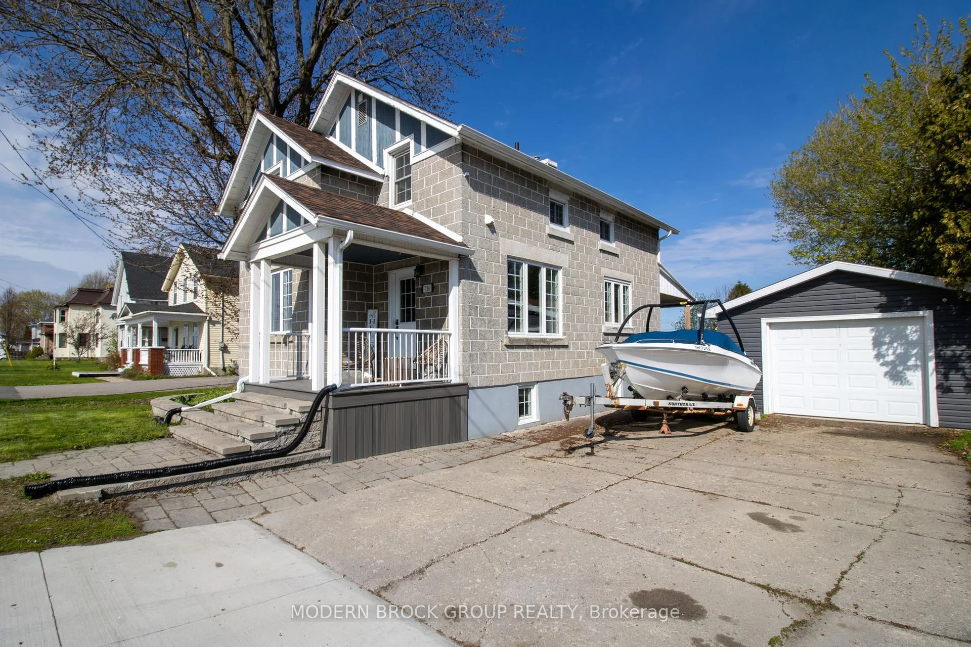 Photo 41 of 726 County Road 2, Edwardsburgh/Cardinal, Town of Cardinal — HOMEH