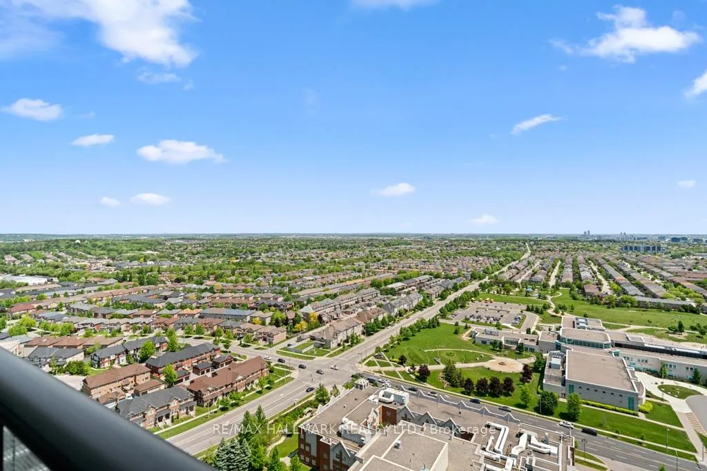 Photo 13 of Unit 2607, 105 Oneida Crescent, Richmond Hill, Langstaff — HOMEH