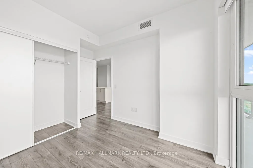Photo 15 of Unit 2607, 105 Oneida Crescent, Richmond Hill, Langstaff — HOMEH