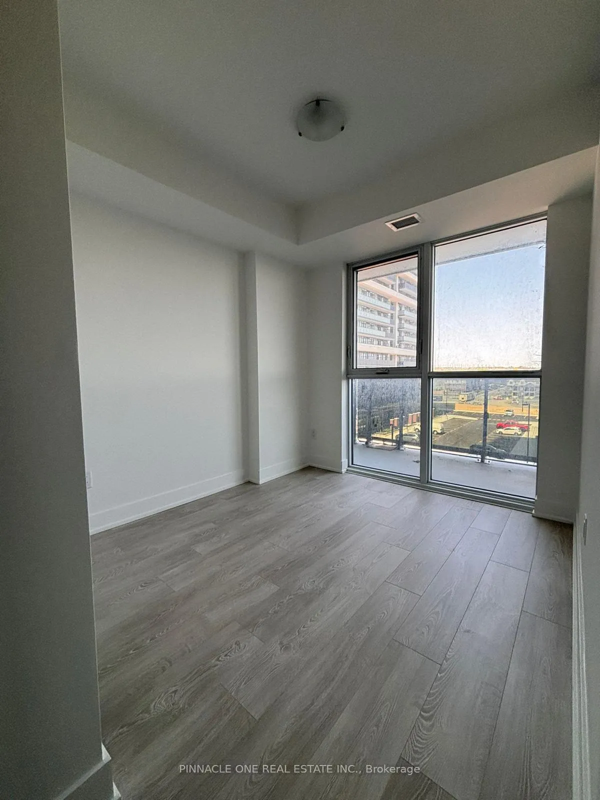 Photo 6 of Unit 418, 2545 Simcoe Street N, Oshawa, Windfields — HOMEH