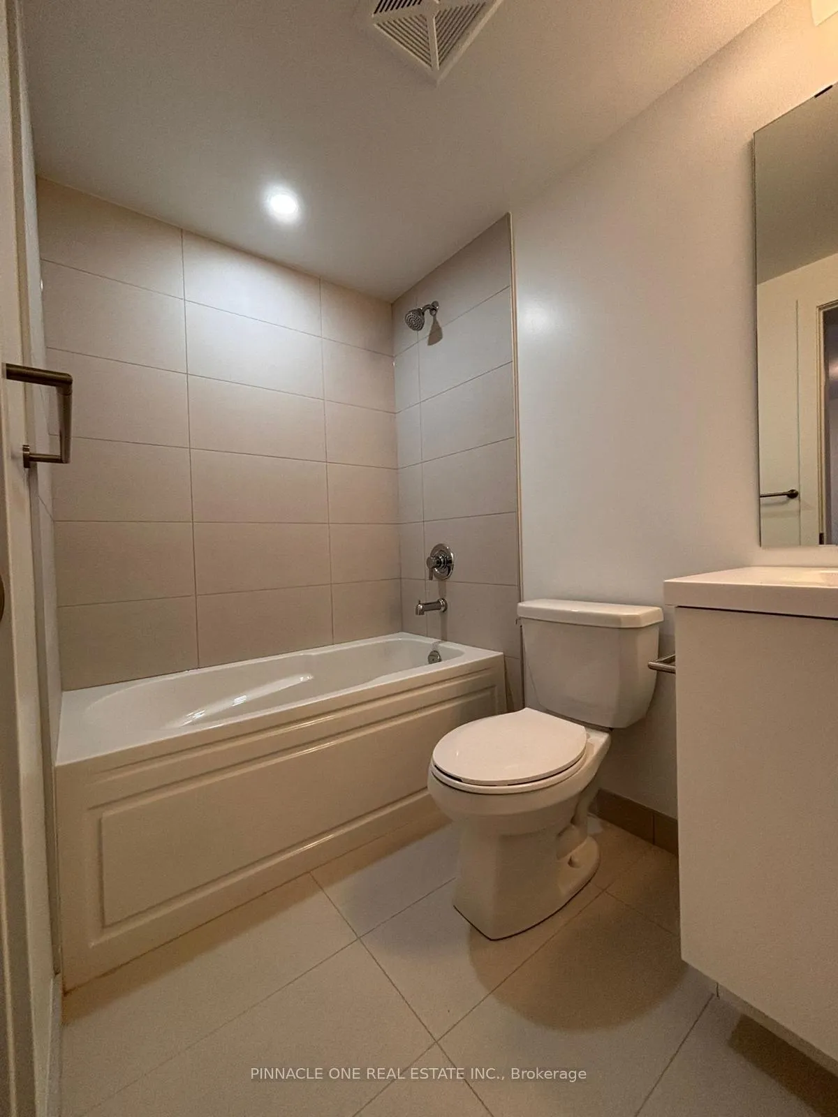 Photo 11 of Unit 418, 2545 Simcoe Street N, Oshawa, Windfields — HOMEH