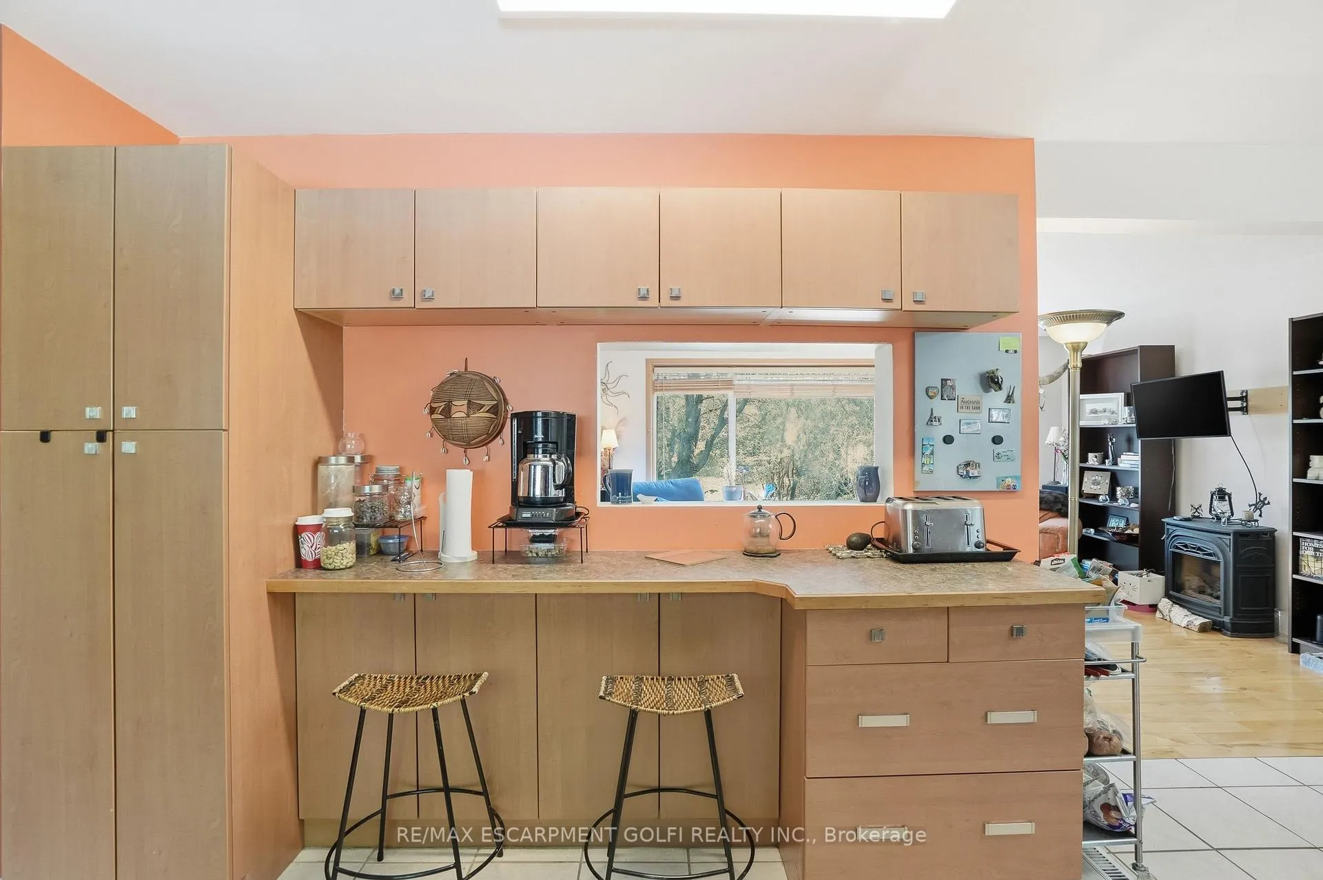 Photo 11 of 39 Paradise Road, Hamilton, Westdale — HOMEH