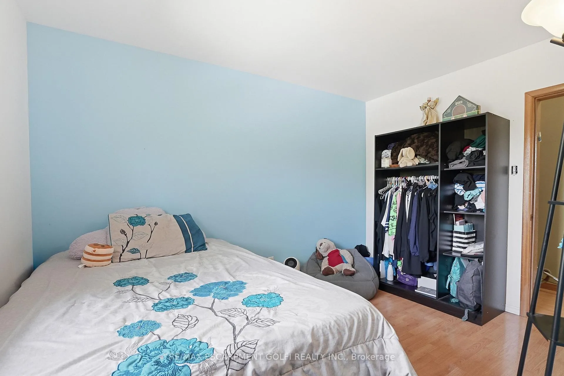 Photo 18 of 39 Paradise Road, Hamilton, Westdale — HOMEH