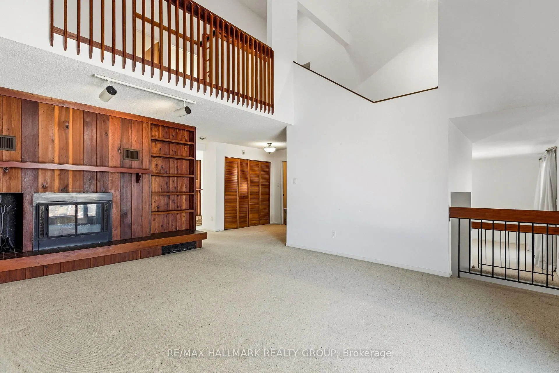 Photo 4 of 500 Foxview Place, Ottawa, CFB Rockcliffe and Area — HOMEH